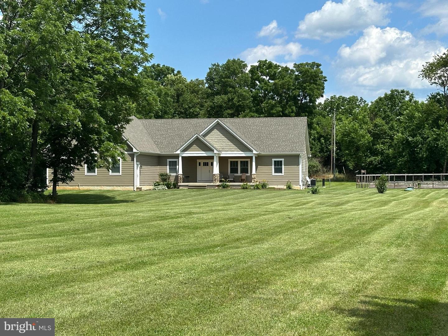 320 MINNIEWOOD LN, BERRYVILLE, Virginia 22611, 3 Bedrooms Bedrooms, ,2 BathroomsBathrooms,Residential,For sale,320 MINNIEWOOD LN,VACL2003848 MLS # VACL2003848