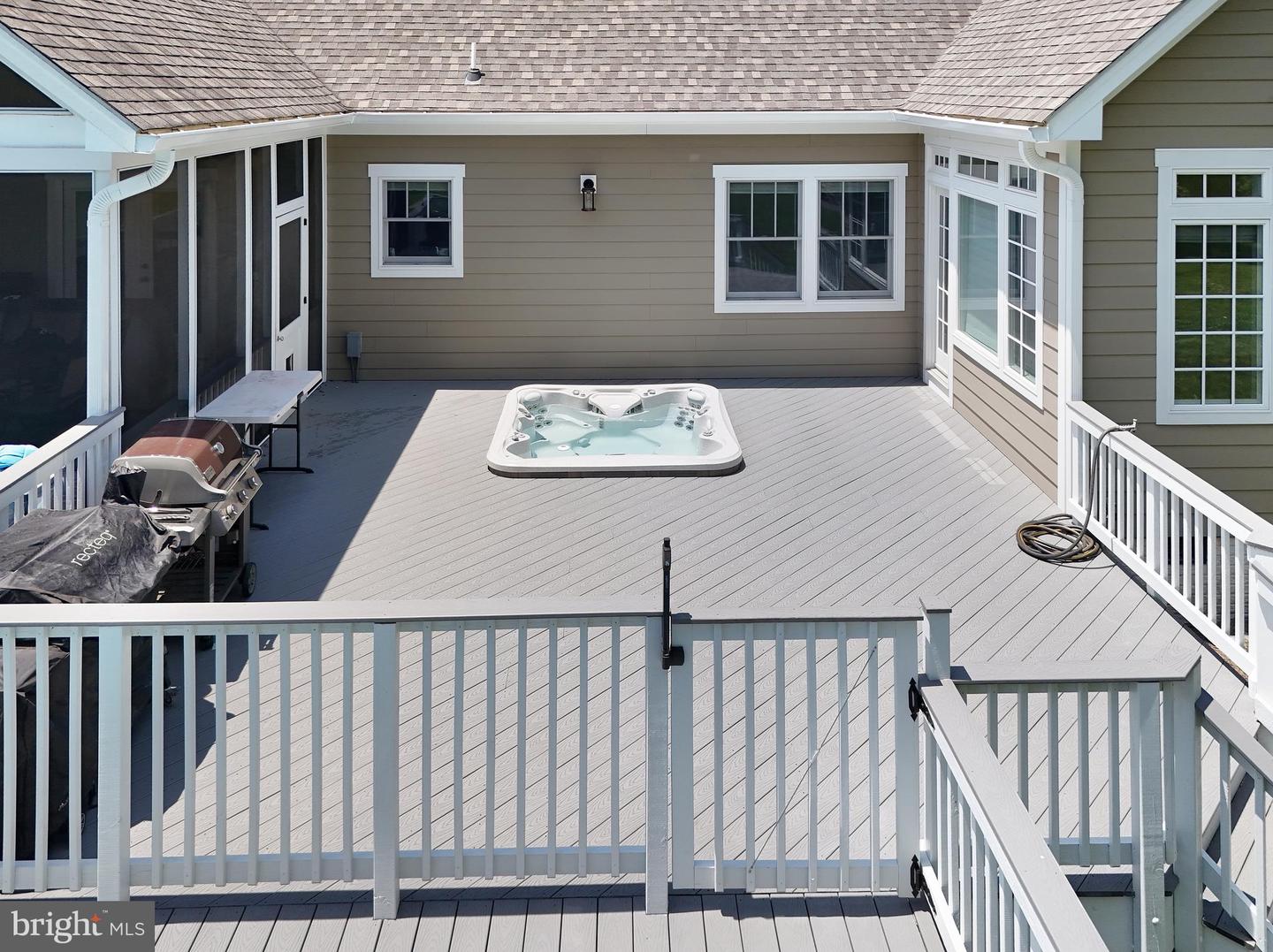 320 MINNIEWOOD LN, BERRYVILLE, Virginia 22611, 3 Bedrooms Bedrooms, ,2 BathroomsBathrooms,Residential,For sale,320 MINNIEWOOD LN,VACL2003848 MLS # VACL2003848