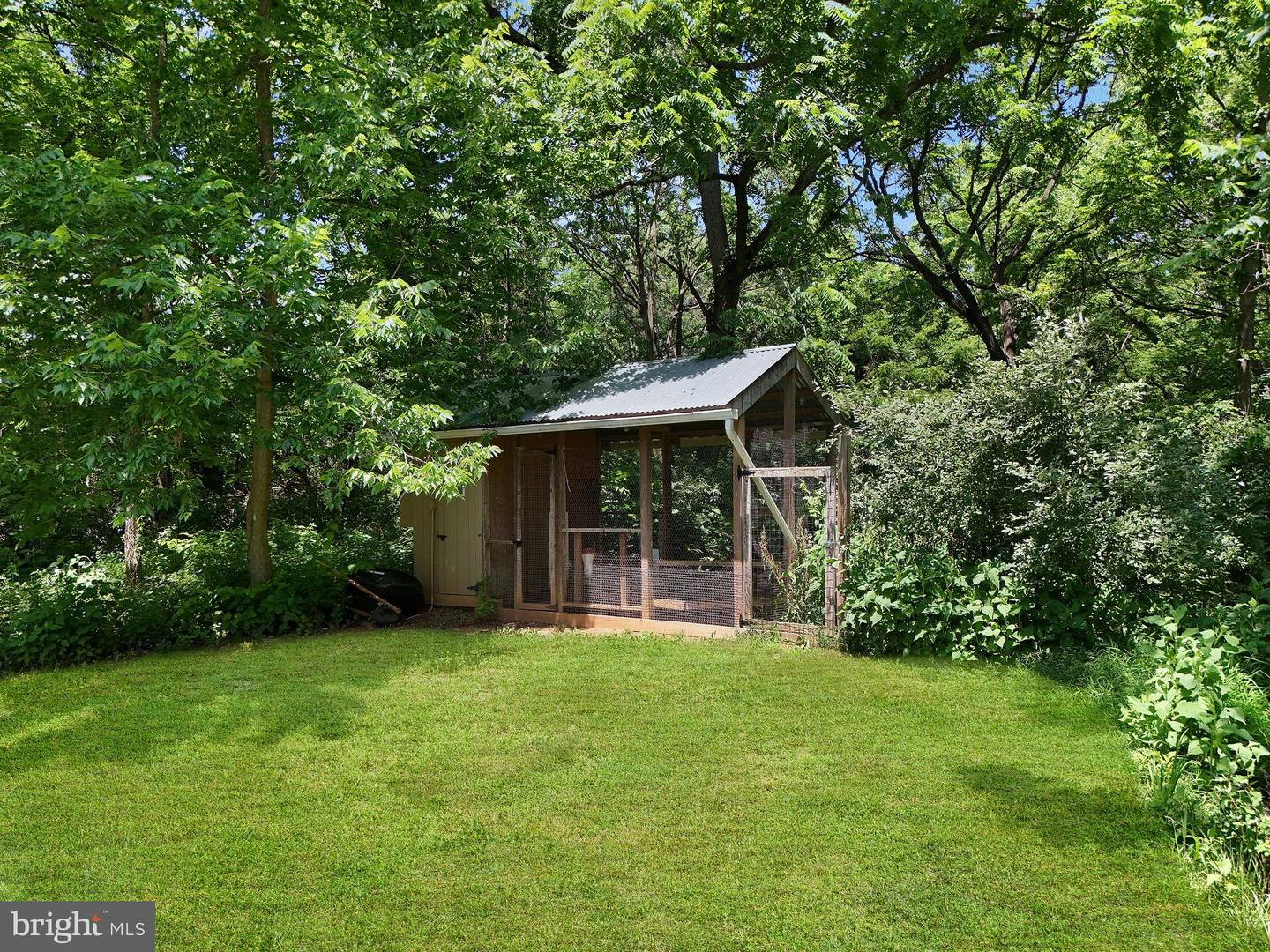 320 MINNIEWOOD LN, BERRYVILLE, Virginia 22611, 3 Bedrooms Bedrooms, ,2 BathroomsBathrooms,Residential,For sale,320 MINNIEWOOD LN,VACL2003848 MLS # VACL2003848