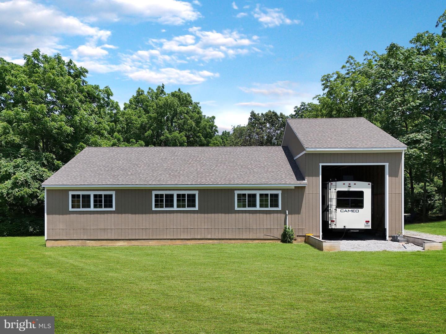 320 MINNIEWOOD LN, BERRYVILLE, Virginia 22611, 3 Bedrooms Bedrooms, ,2 BathroomsBathrooms,Residential,For sale,320 MINNIEWOOD LN,VACL2003848 MLS # VACL2003848