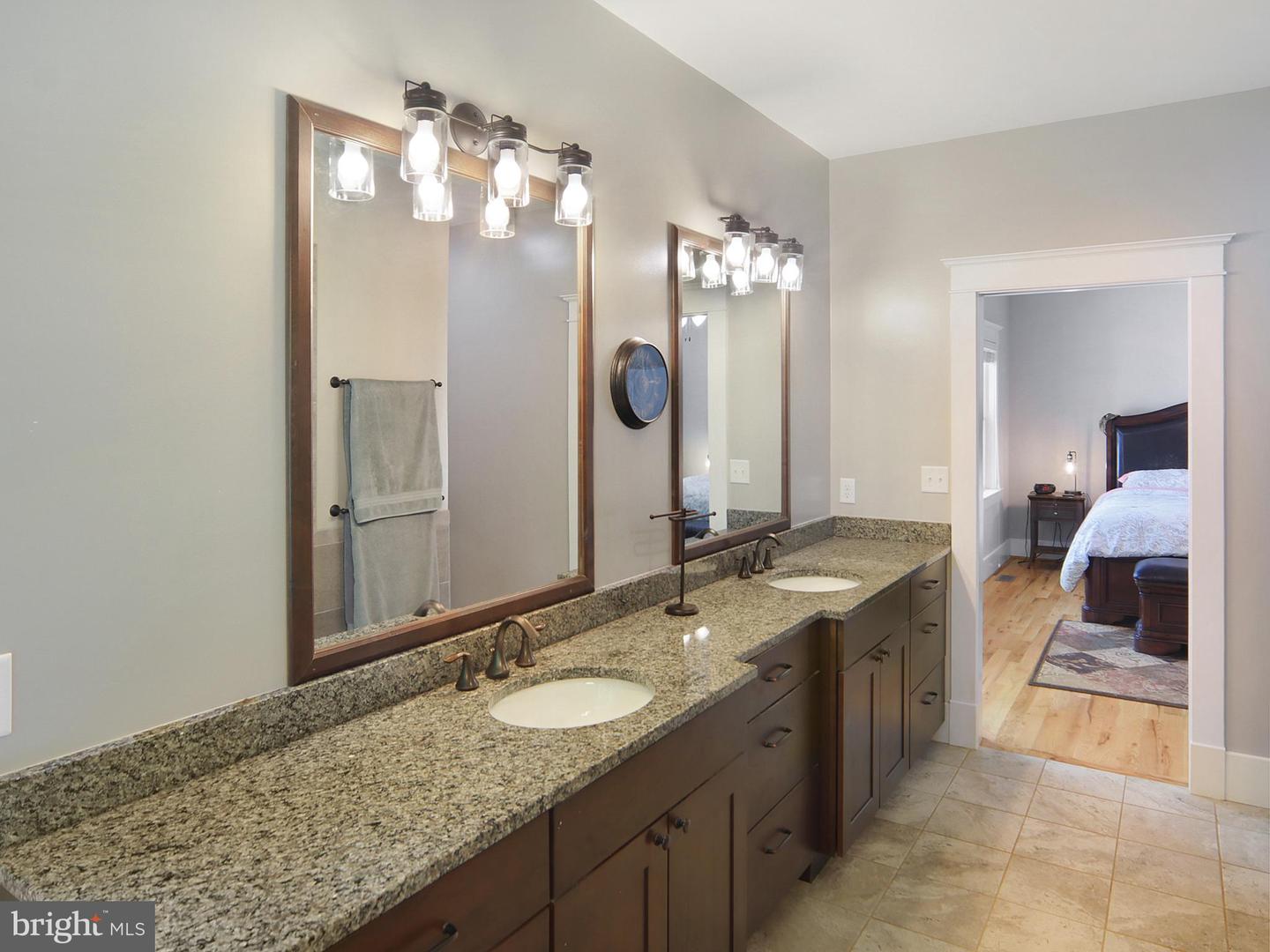 320 MINNIEWOOD LN, BERRYVILLE, Virginia 22611, 3 Bedrooms Bedrooms, ,2 BathroomsBathrooms,Residential,For sale,320 MINNIEWOOD LN,VACL2003848 MLS # VACL2003848