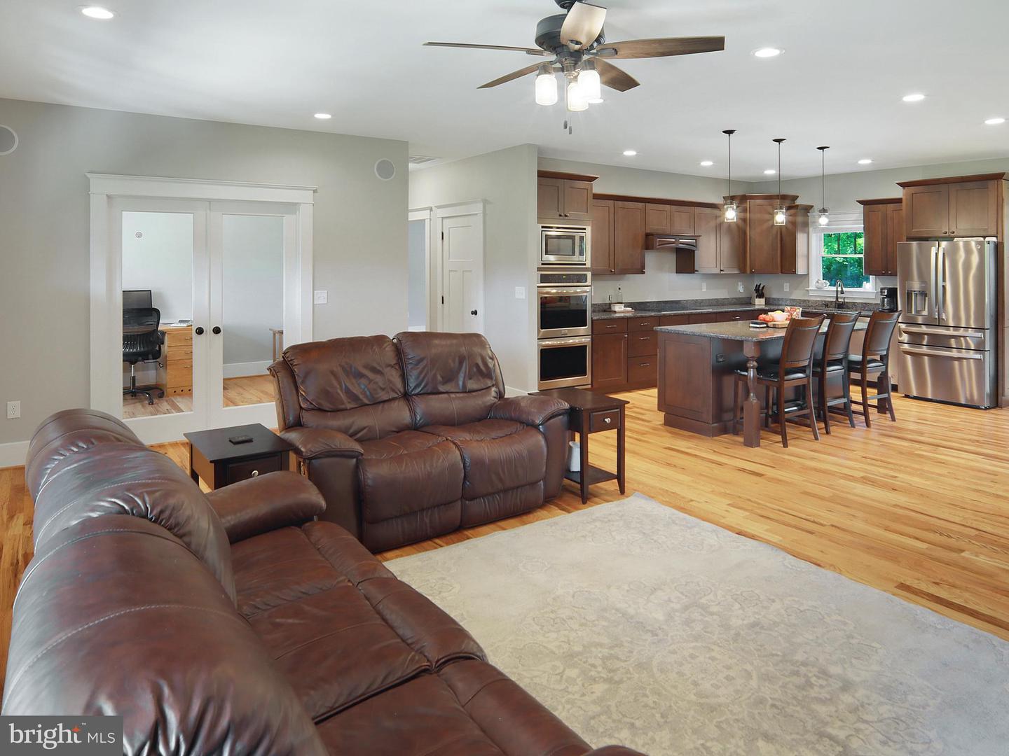 320 MINNIEWOOD LN, BERRYVILLE, Virginia 22611, 3 Bedrooms Bedrooms, ,2 BathroomsBathrooms,Residential,For sale,320 MINNIEWOOD LN,VACL2003848 MLS # VACL2003848