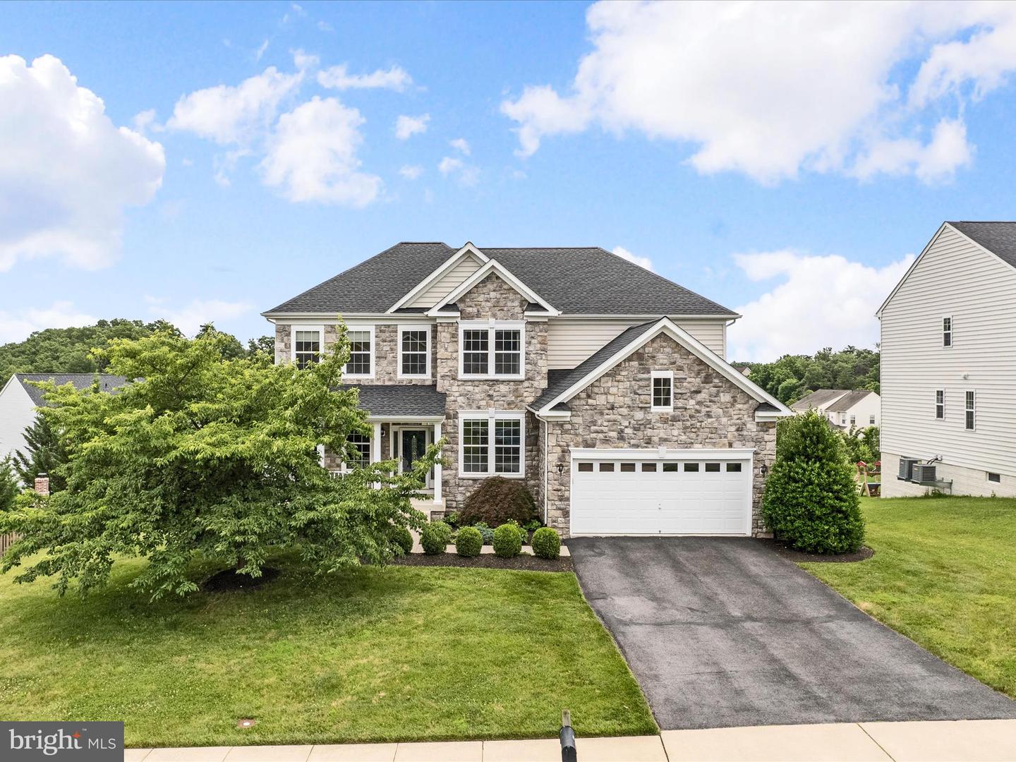 114 RENEE LN, WINCHESTER, Virginia 22602, 5 Bedrooms Bedrooms, ,4 BathroomsBathrooms,Residential,For sale,114 RENEE LN,VAFV2034972 MLS # VAFV2034972
