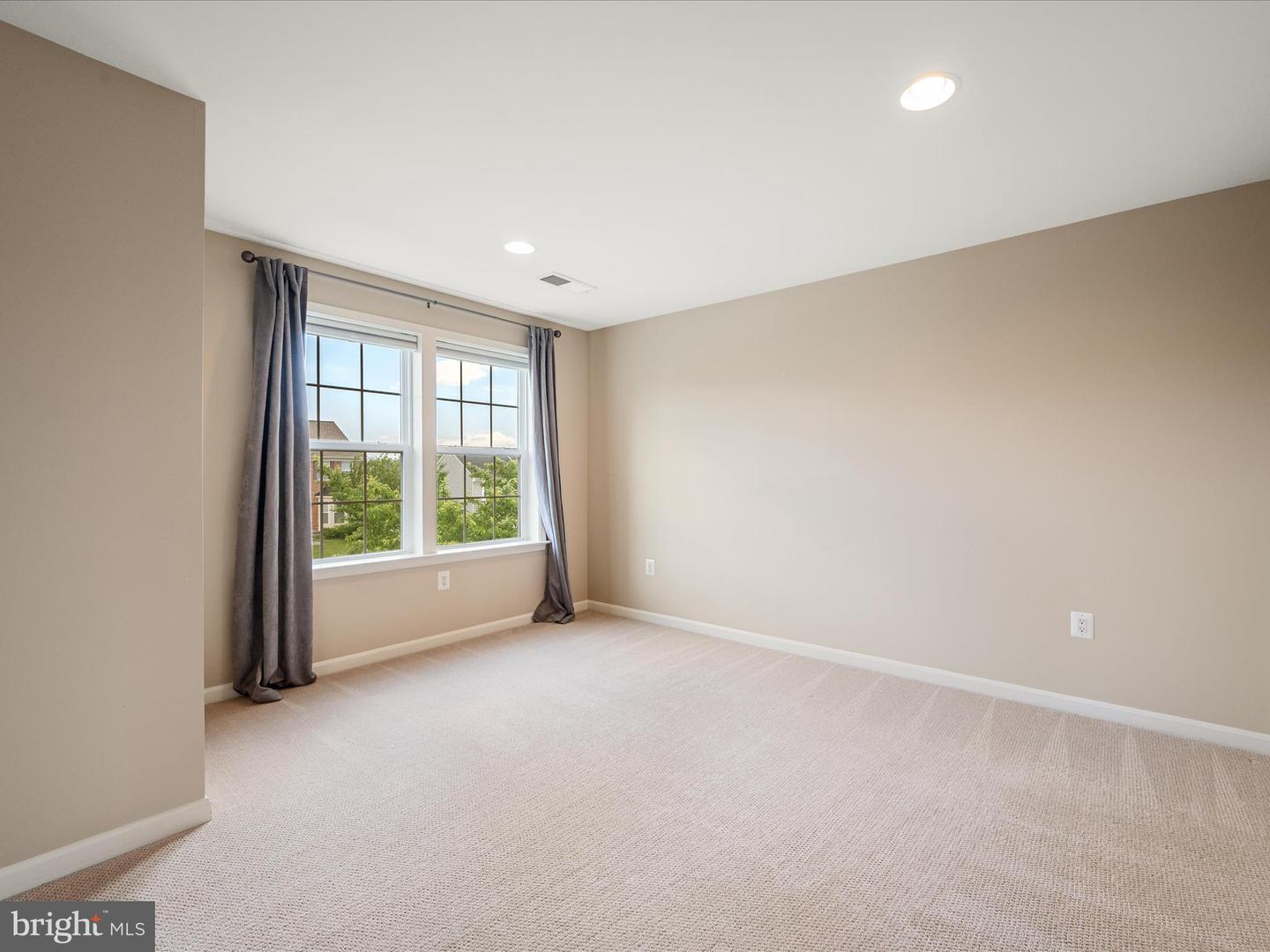 114 RENEE LN, WINCHESTER, Virginia 22602, 5 Bedrooms Bedrooms, ,4 BathroomsBathrooms,Residential,For sale,114 RENEE LN,VAFV2034972 MLS # VAFV2034972