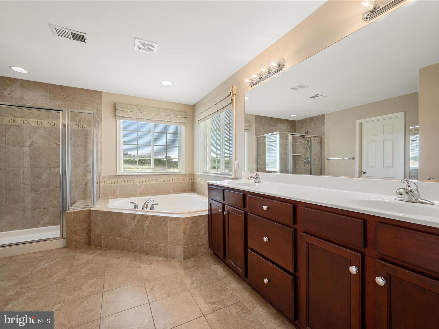 114 RENEE LN, WINCHESTER, Virginia 22602, 5 Bedrooms Bedrooms, ,4 BathroomsBathrooms,Residential,For sale,114 RENEE LN,VAFV2034972 MLS # VAFV2034972