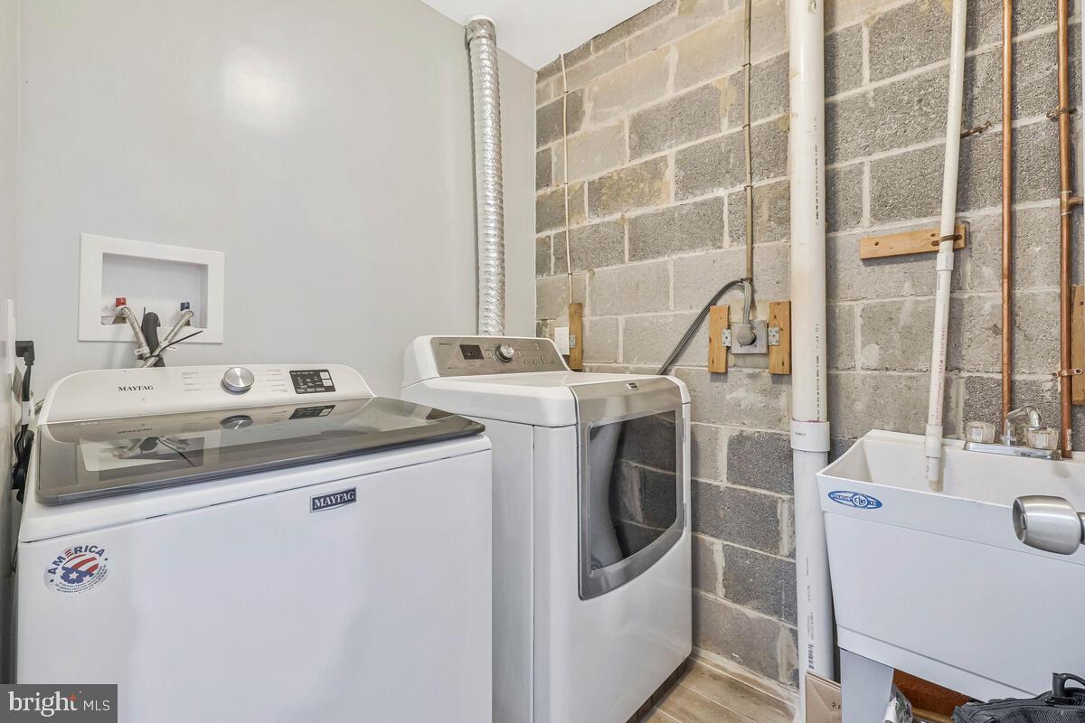 2440 SOUTHGATE SQ, RESTON, Virginia 20191, 3 Bedrooms Bedrooms, ,3 BathroomsBathrooms,Residential,For sale,2440 SOUTHGATE SQ,VAFX2248208 MLS # VAFX2248208