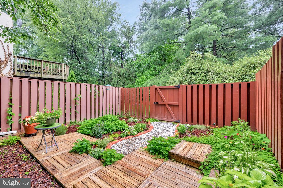 2440 SOUTHGATE SQ, RESTON, Virginia 20191, 3 Bedrooms Bedrooms, ,3 BathroomsBathrooms,Residential,For sale,2440 SOUTHGATE SQ,VAFX2248208 MLS # VAFX2248208