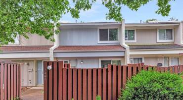 2440 SOUTHGATE SQ, RESTON, Virginia 20191, 3 Bedrooms Bedrooms, ,3 BathroomsBathrooms,Residential,For sale,2440 SOUTHGATE SQ,VAFX2248208 MLS # VAFX2248208