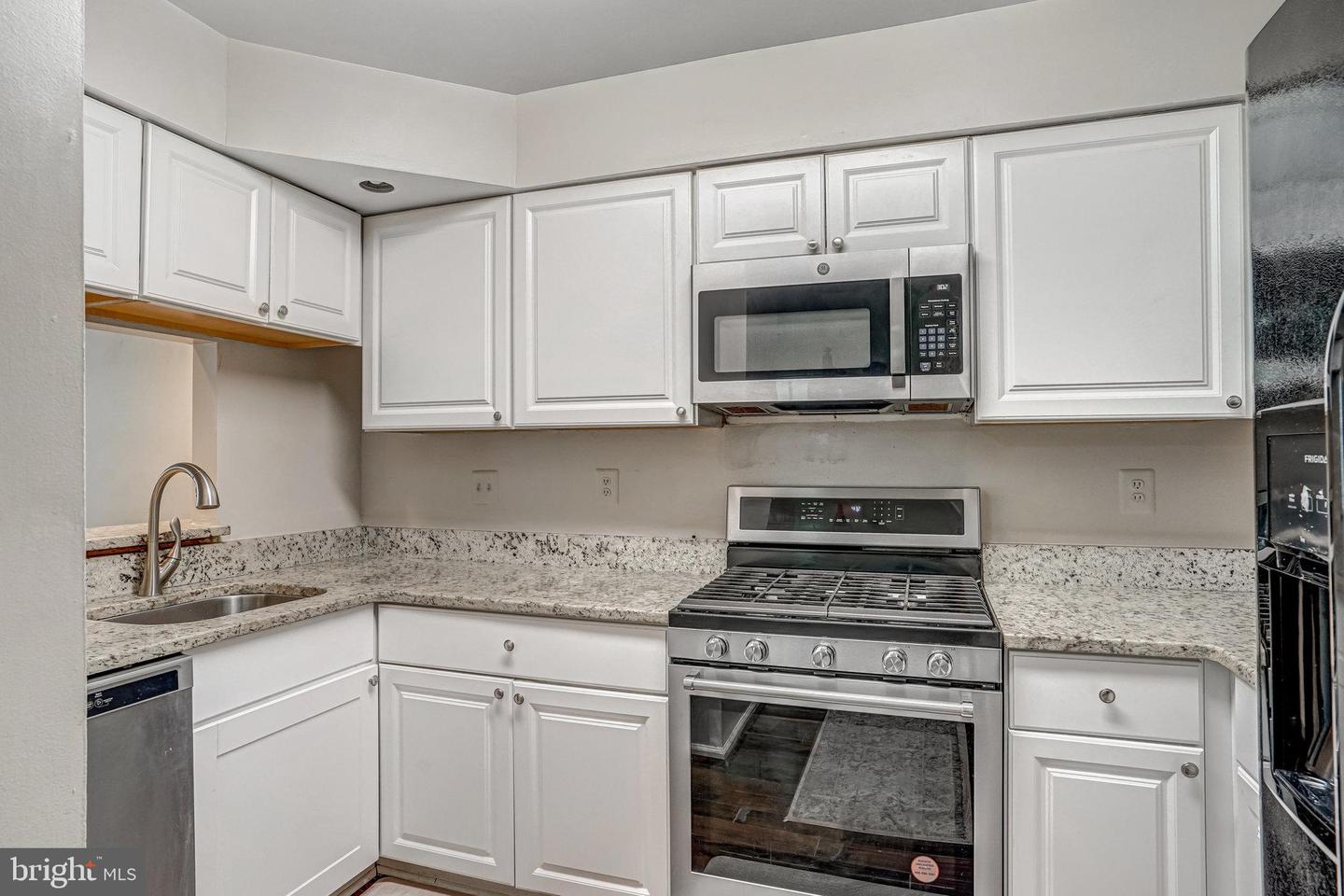14382 GRINGSBY CT, CENTREVILLE, Virginia 20120, 2 Bedrooms Bedrooms, ,1 BathroomBathrooms,Residential,For sale,14382 GRINGSBY CT,VAFX2248216 MLS # VAFX2248216