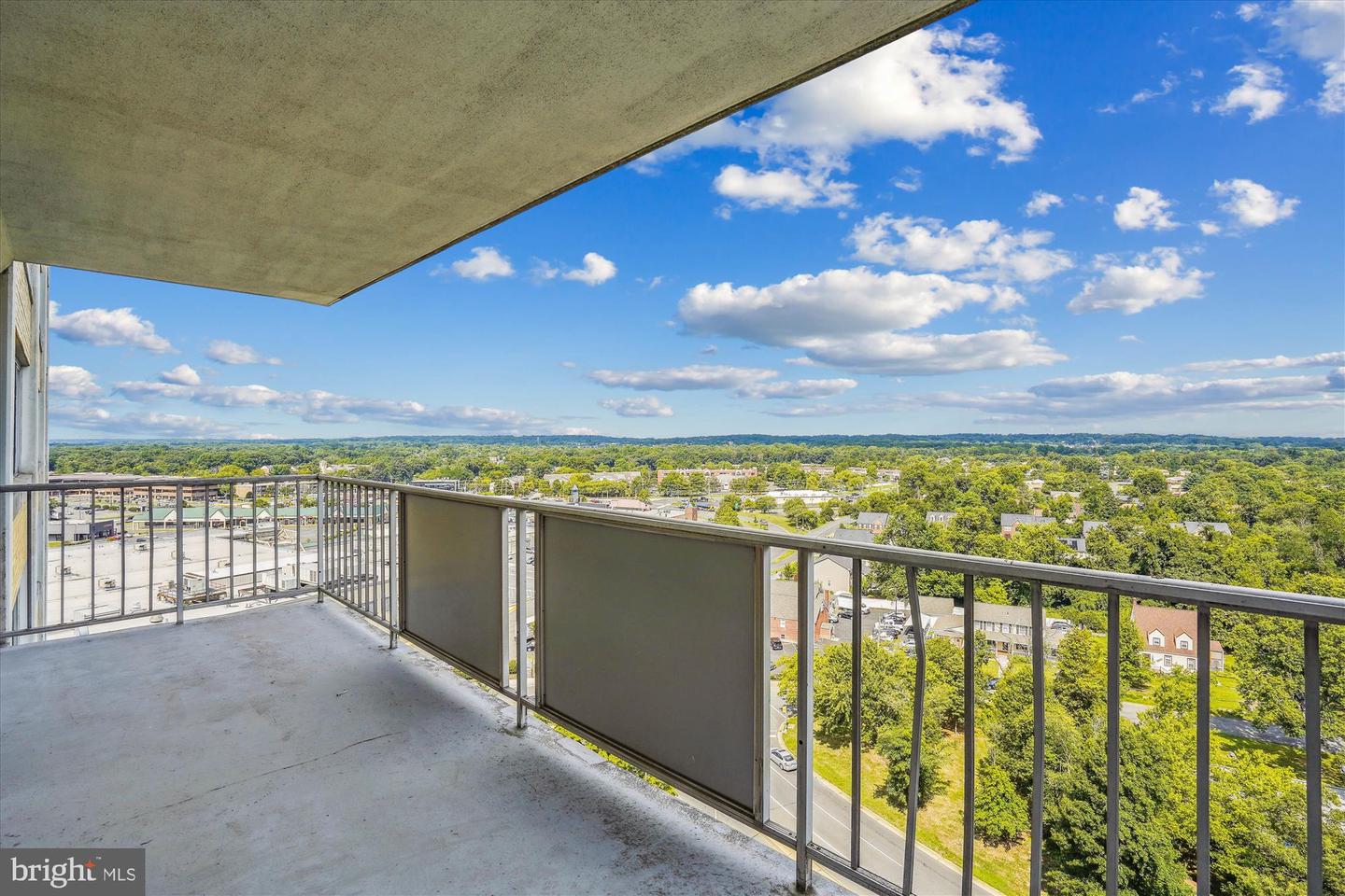 301 N BEAUREGARD ST #1507, ALEXANDRIA, Virginia 22312, 1 Bedroom Bedrooms, ,1 BathroomBathrooms,Residential,For sale,301 N BEAUREGARD ST #1507,VAAX2046646 MLS # VAAX2046646