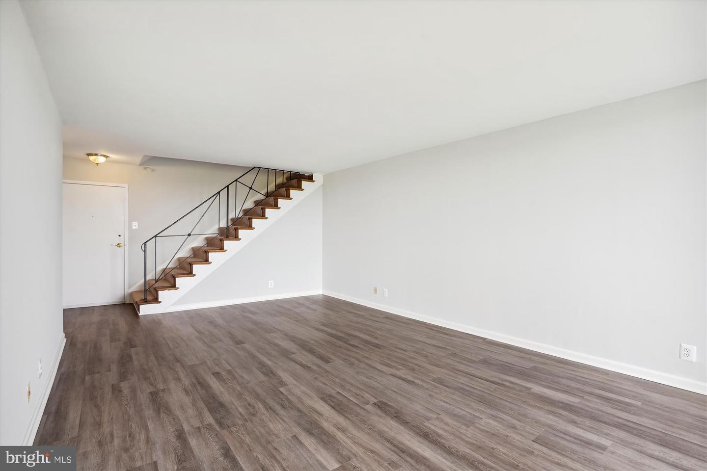 301 N BEAUREGARD ST #1507, ALEXANDRIA, Virginia 22312, 1 Bedroom Bedrooms, ,1 BathroomBathrooms,Residential,For sale,301 N BEAUREGARD ST #1507,VAAX2046646 MLS # VAAX2046646