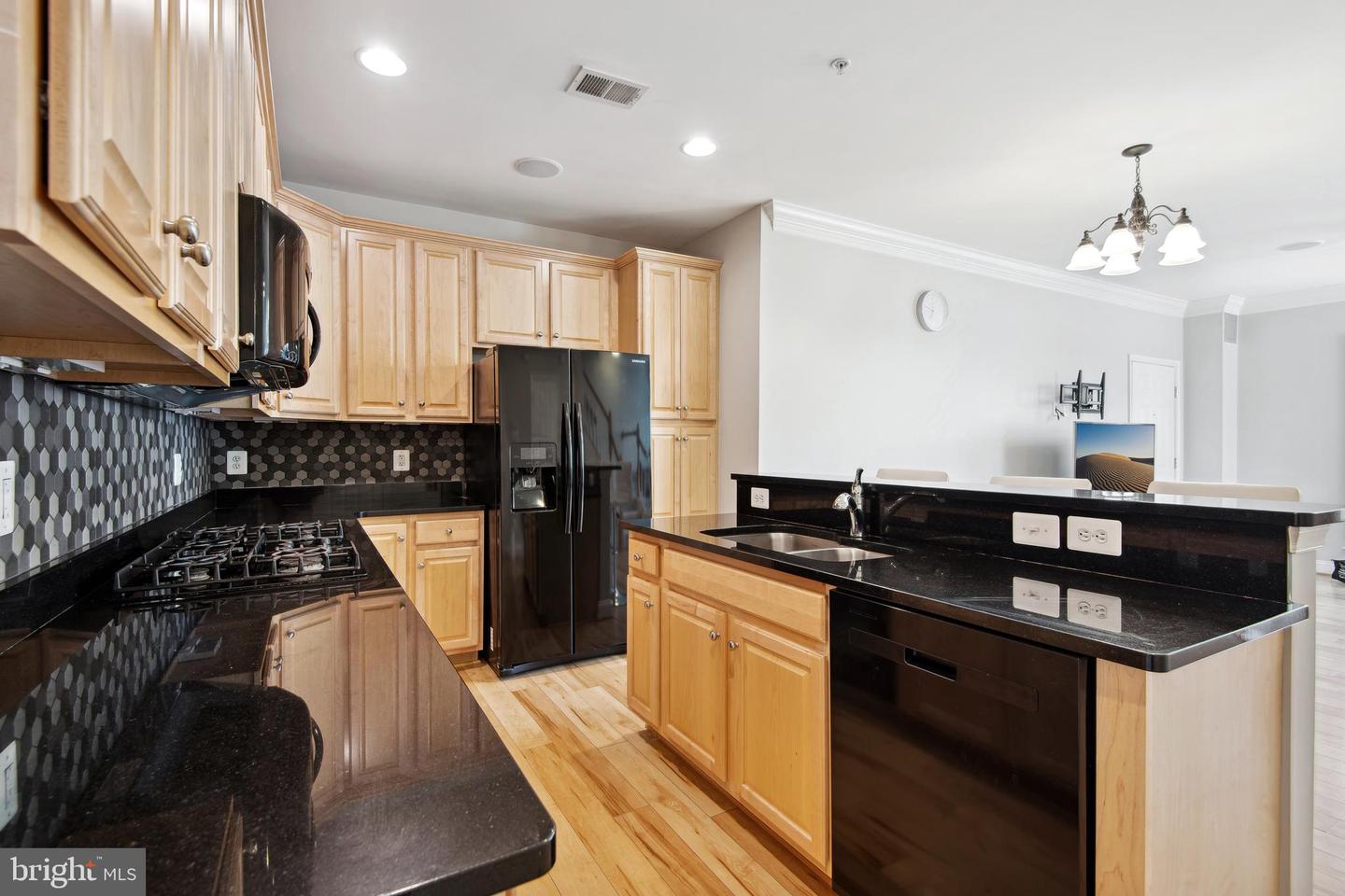 20660 SIBBALD SQ, ASHBURN, Virginia 20147, 3 Bedrooms Bedrooms, ,2 BathroomsBathrooms,Residential,For sale,20660 SIBBALD SQ,VALO2099920 MLS # VALO2099920