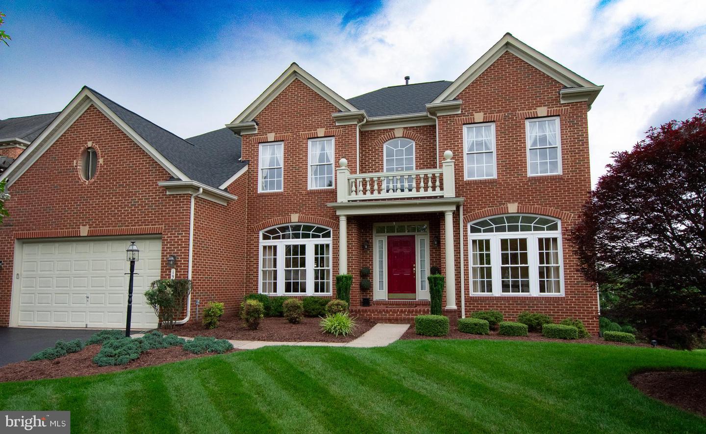 19123 DALTON POINTS PL, LEESBURG, Virginia 20176, 4 Bedrooms Bedrooms, ,3 BathroomsBathrooms,Residential,For sale,19123 DALTON POINTS PL,VALO2100042 MLS # VALO2100042