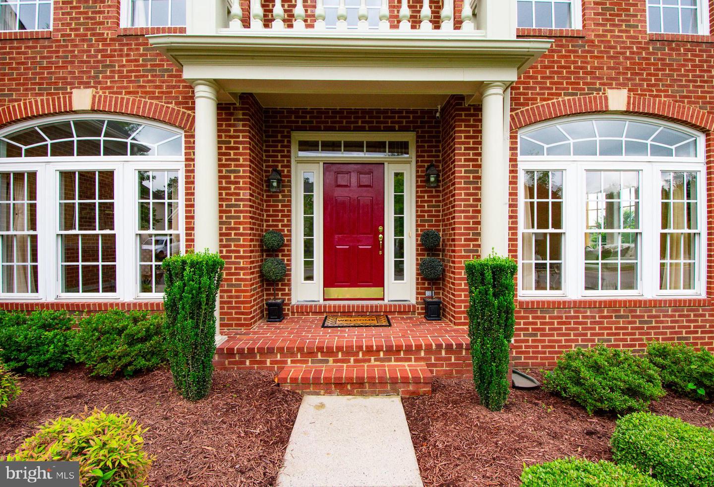 19123 DALTON POINTS PL, LEESBURG, Virginia 20176, 4 Bedrooms Bedrooms, ,3 BathroomsBathrooms,Residential,For sale,19123 DALTON POINTS PL,VALO2100042 MLS # VALO2100042