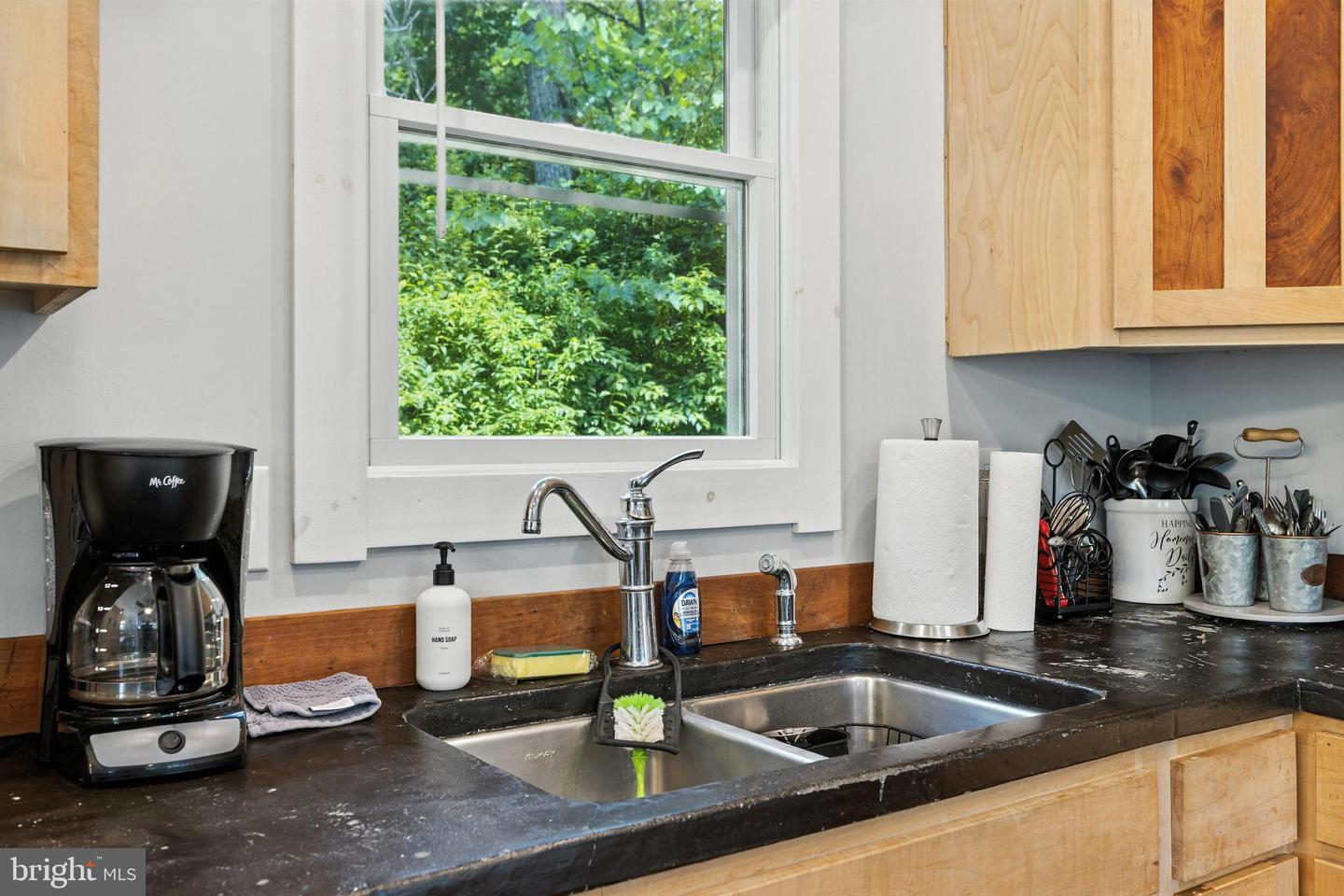 123 FISHERMANS LN, LURAY, Virginia 22835, 3 Bedrooms Bedrooms, ,1 BathroomBathrooms,Residential,For sale,123 FISHERMANS LN,VAPA2005048 MLS # VAPA2005048