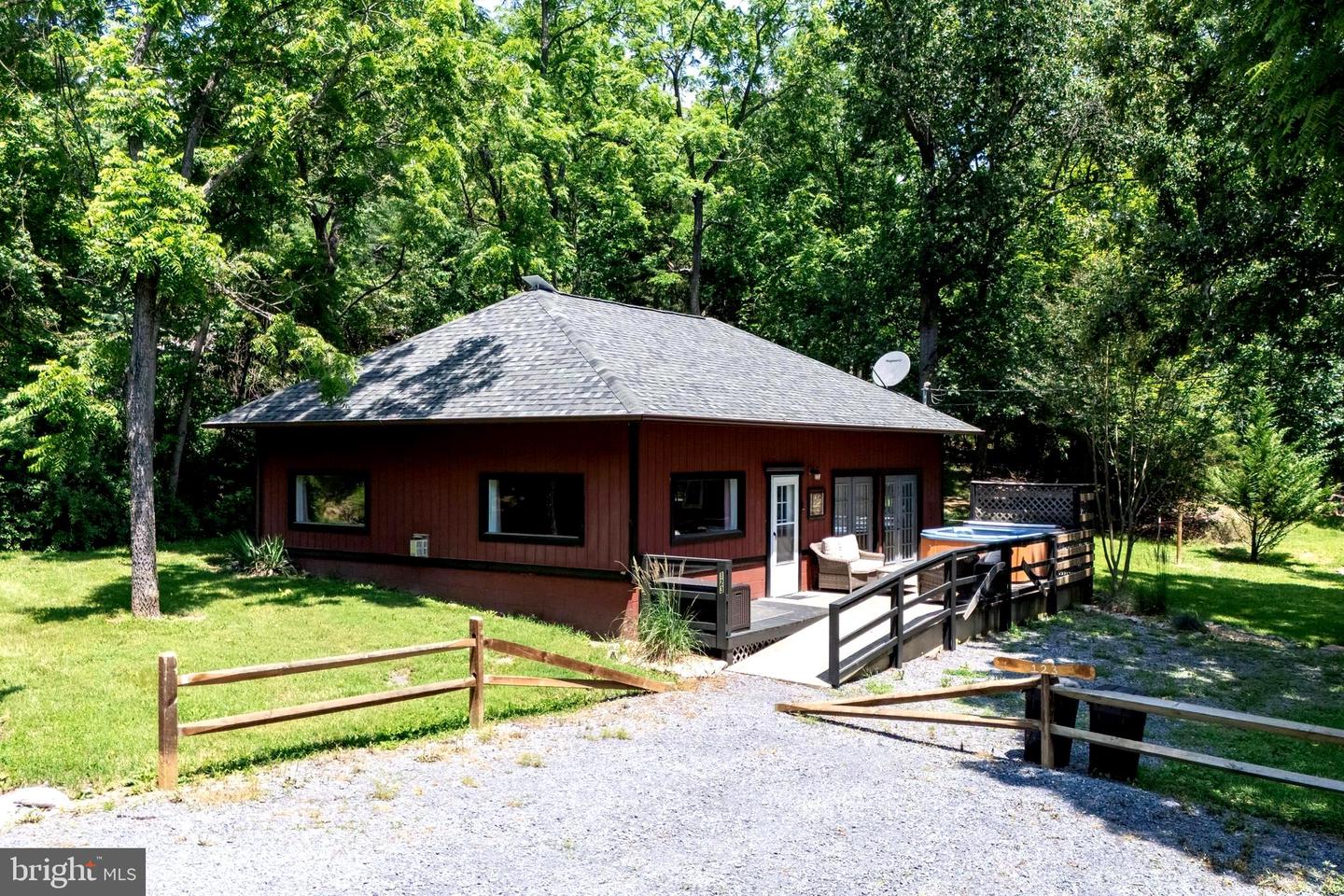 123 FISHERMANS LN, LURAY, Virginia 22835, 3 Bedrooms Bedrooms, ,1 BathroomBathrooms,Residential,For sale,123 FISHERMANS LN,VAPA2005048 MLS # VAPA2005048