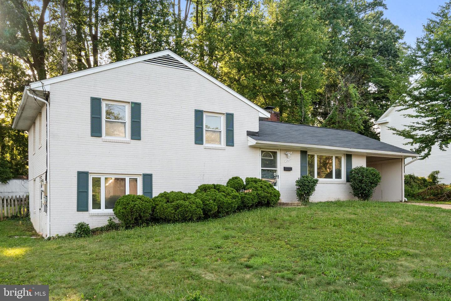 5505 HEMING AVE, SPRINGFIELD, Virginia 22151, 3 Bedrooms Bedrooms, ,3 BathroomsBathrooms,Residential,For sale,5505 HEMING AVE,VAFX2249200 MLS # VAFX2249200