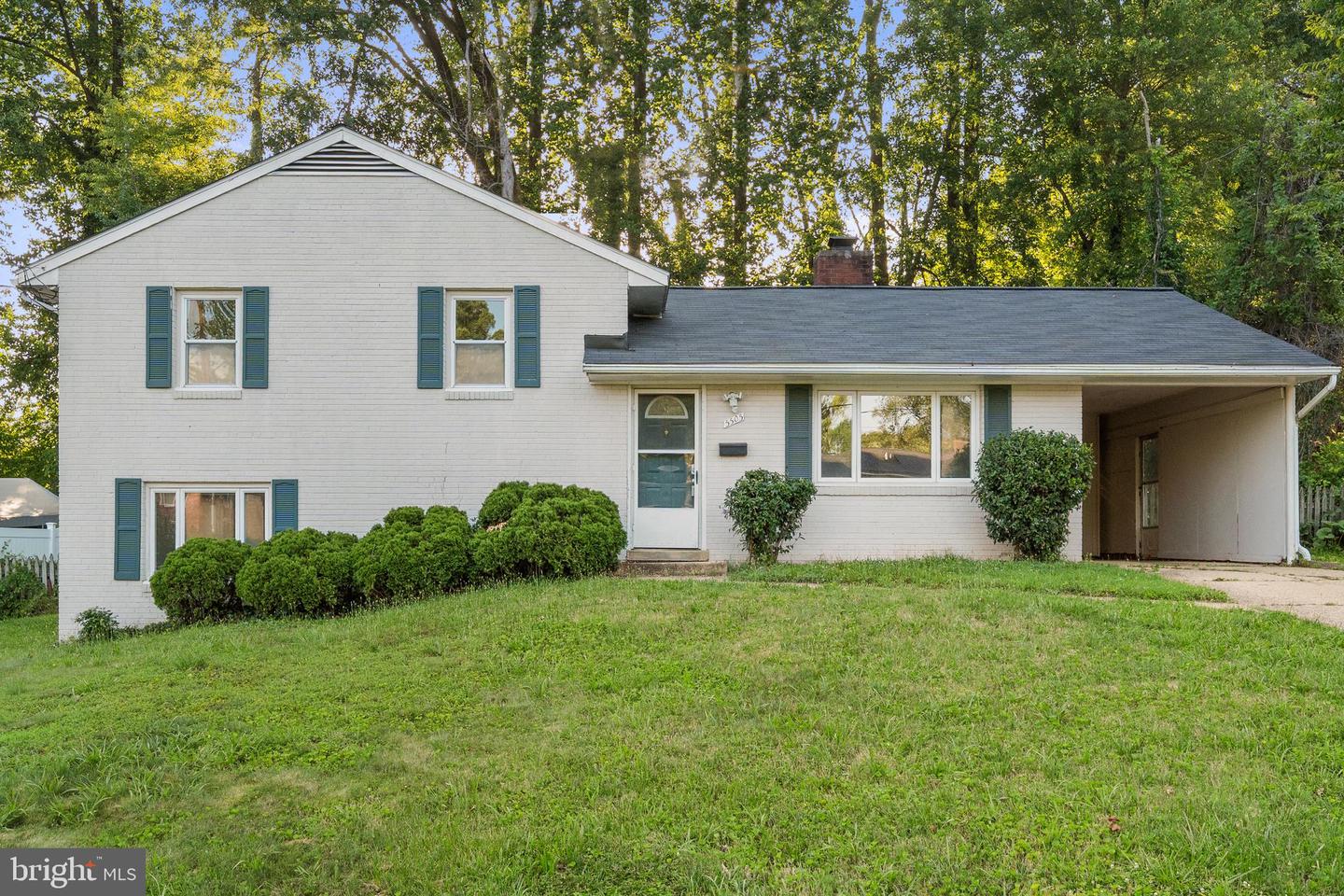 5505 HEMING AVE, SPRINGFIELD, Virginia 22151, 3 Bedrooms Bedrooms, ,3 BathroomsBathrooms,Residential,For sale,5505 HEMING AVE,VAFX2249200 MLS # VAFX2249200