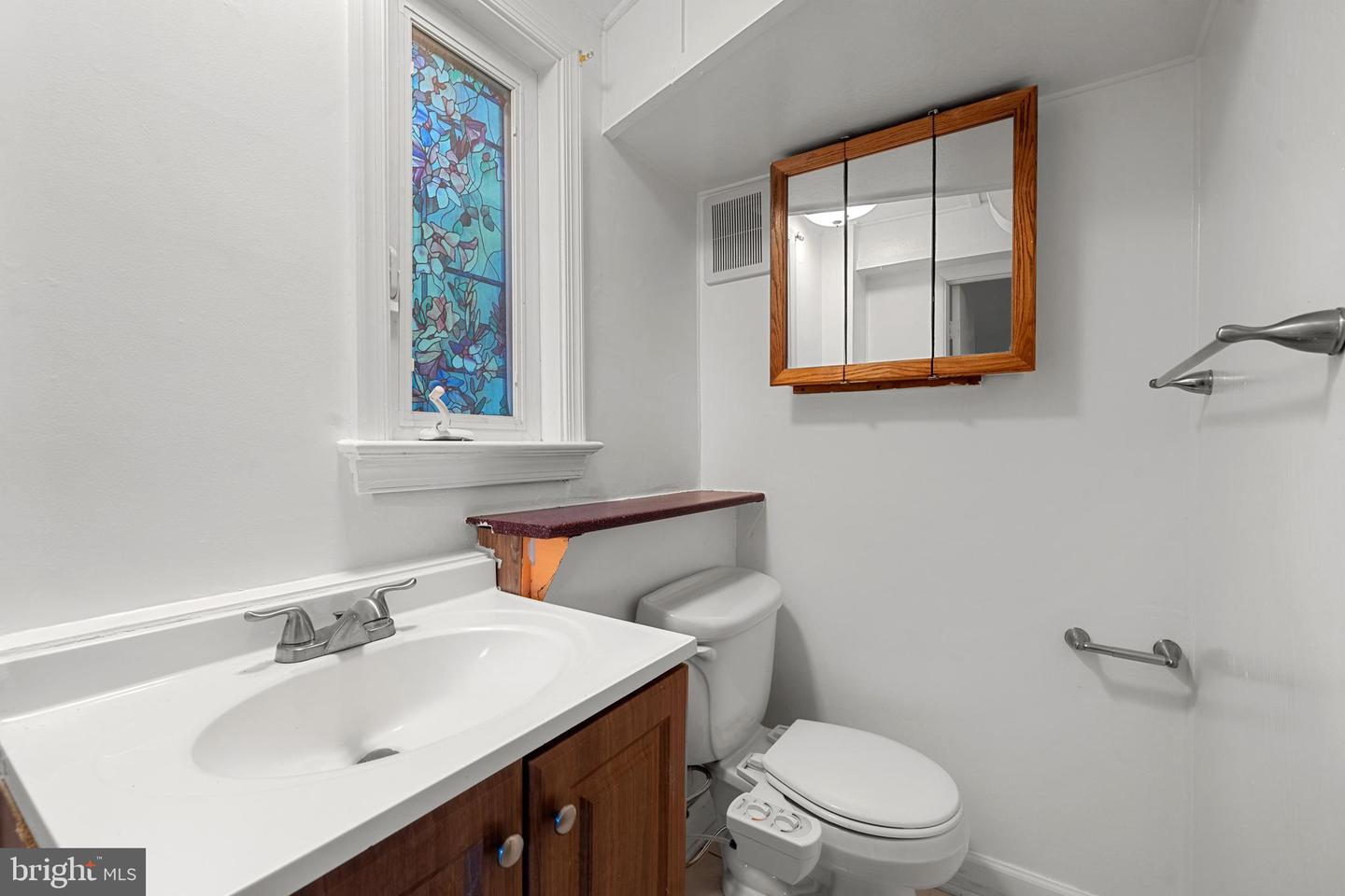 5505 HEMING AVE, SPRINGFIELD, Virginia 22151, 3 Bedrooms Bedrooms, ,3 BathroomsBathrooms,Residential,For sale,5505 HEMING AVE,VAFX2249200 MLS # VAFX2249200