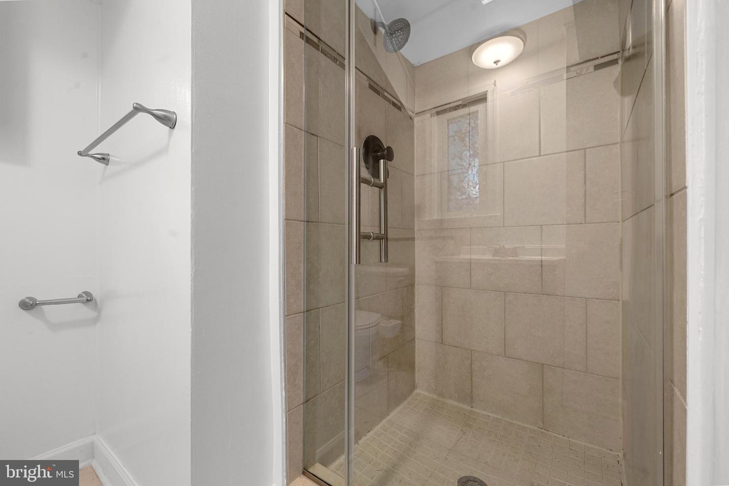 5505 HEMING AVE, SPRINGFIELD, Virginia 22151, 3 Bedrooms Bedrooms, ,3 BathroomsBathrooms,Residential,For sale,5505 HEMING AVE,VAFX2249200 MLS # VAFX2249200