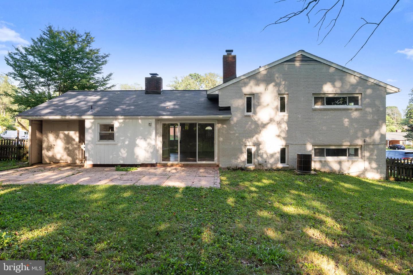 5505 HEMING AVE, SPRINGFIELD, Virginia 22151, 3 Bedrooms Bedrooms, ,3 BathroomsBathrooms,Residential,For sale,5505 HEMING AVE,VAFX2249200 MLS # VAFX2249200