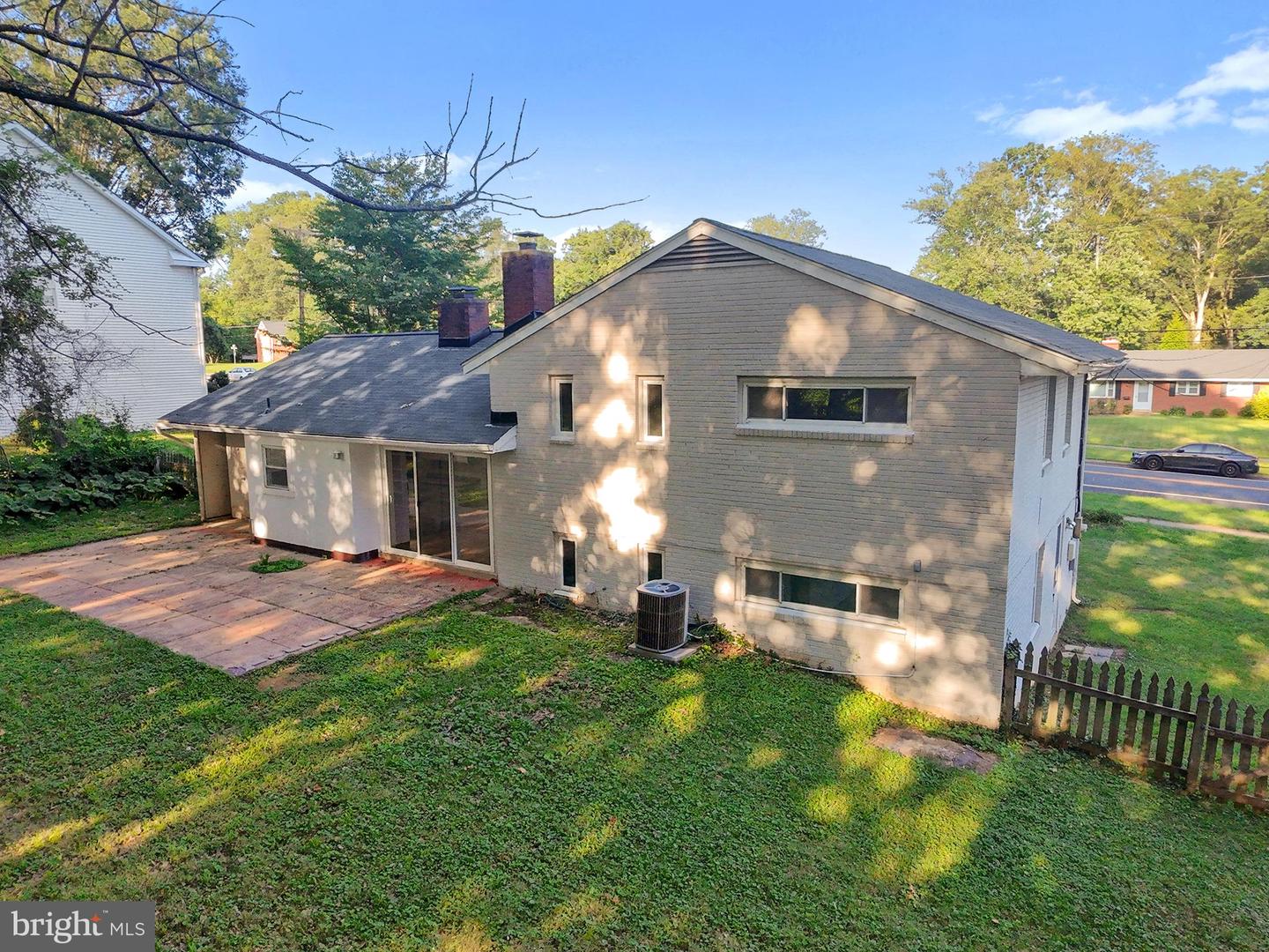 5505 HEMING AVE, SPRINGFIELD, Virginia 22151, 3 Bedrooms Bedrooms, ,3 BathroomsBathrooms,Residential,For sale,5505 HEMING AVE,VAFX2249200 MLS # VAFX2249200