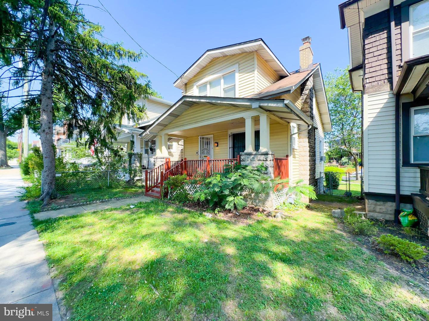 2636 RHODE ISLAND AVE NE, WASHINGTON, District Of Columbia 20018, 3 Bedrooms Bedrooms, ,1 BathroomBathrooms,Residential,For sale,2636 RHODE ISLAND AVE NE,DCDC2206782 MLS # DCDC2206782