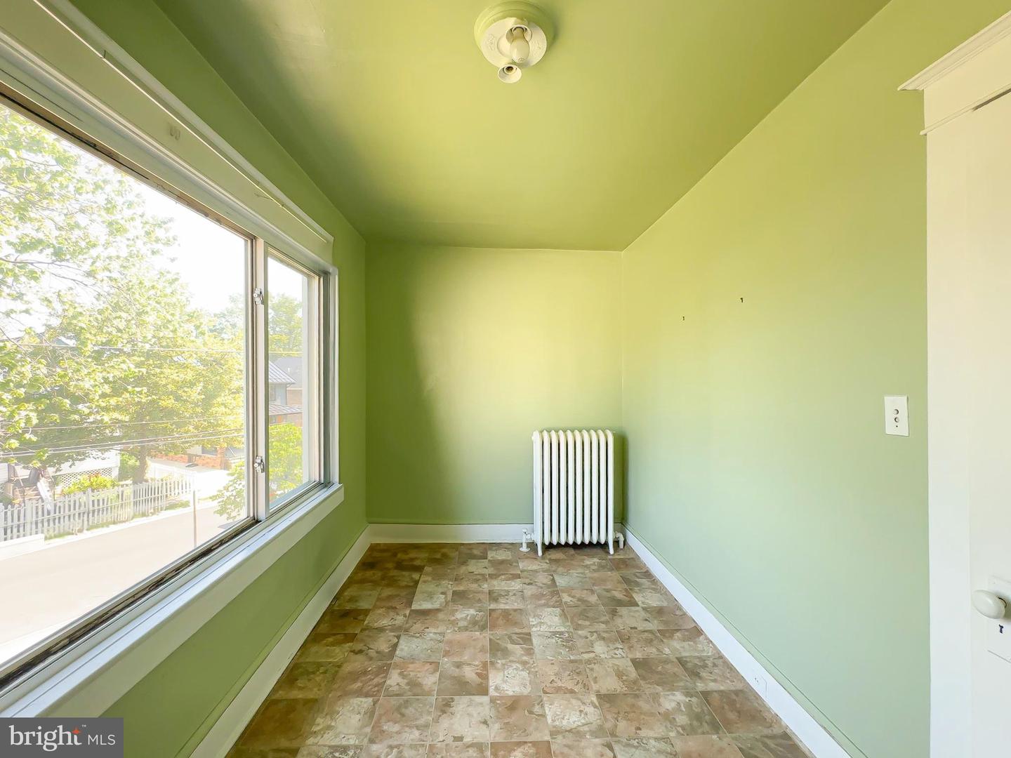 2636 RHODE ISLAND AVE NE, WASHINGTON, District Of Columbia 20018, 3 Bedrooms Bedrooms, ,1 BathroomBathrooms,Residential,For sale,2636 RHODE ISLAND AVE NE,DCDC2206782 MLS # DCDC2206782