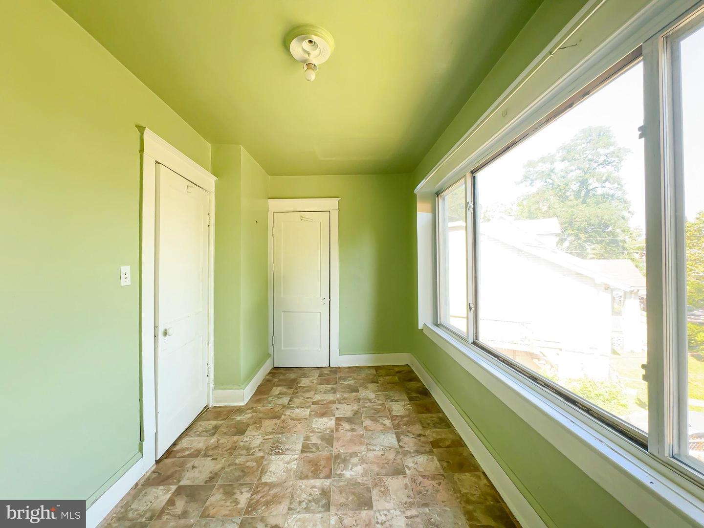 2636 RHODE ISLAND AVE NE, WASHINGTON, District Of Columbia 20018, 3 Bedrooms Bedrooms, ,1 BathroomBathrooms,Residential,For sale,2636 RHODE ISLAND AVE NE,DCDC2206782 MLS # DCDC2206782