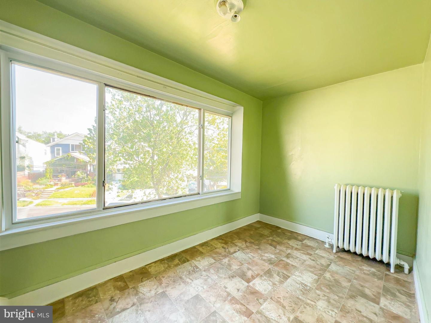 2636 RHODE ISLAND AVE NE, WASHINGTON, District Of Columbia 20018, 3 Bedrooms Bedrooms, ,1 BathroomBathrooms,Residential,For sale,2636 RHODE ISLAND AVE NE,DCDC2206782 MLS # DCDC2206782