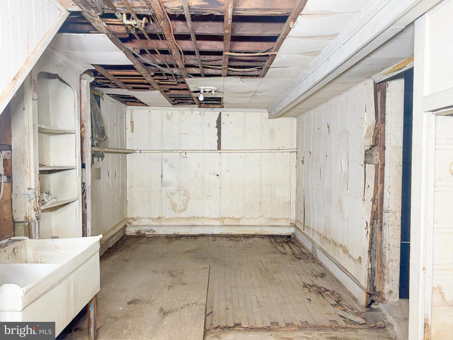 2636 RHODE ISLAND AVE NE, WASHINGTON, District Of Columbia 20018, 3 Bedrooms Bedrooms, ,1 BathroomBathrooms,Residential,For sale,2636 RHODE ISLAND AVE NE,DCDC2206782 MLS # DCDC2206782