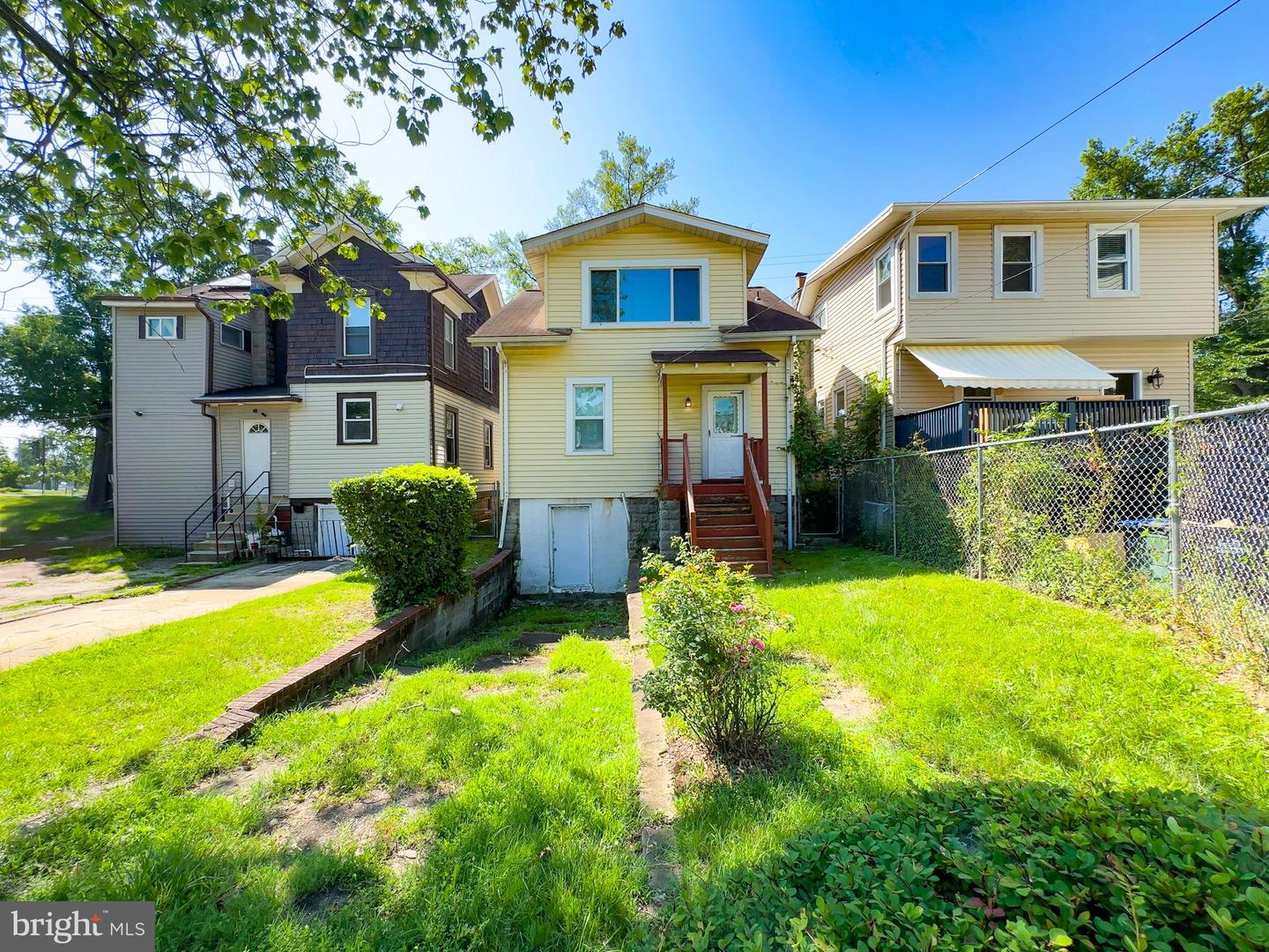 2636 RHODE ISLAND AVE NE, WASHINGTON, District Of Columbia 20018, 3 Bedrooms Bedrooms, ,1 BathroomBathrooms,Residential,For sale,2636 RHODE ISLAND AVE NE,DCDC2206782 MLS # DCDC2206782