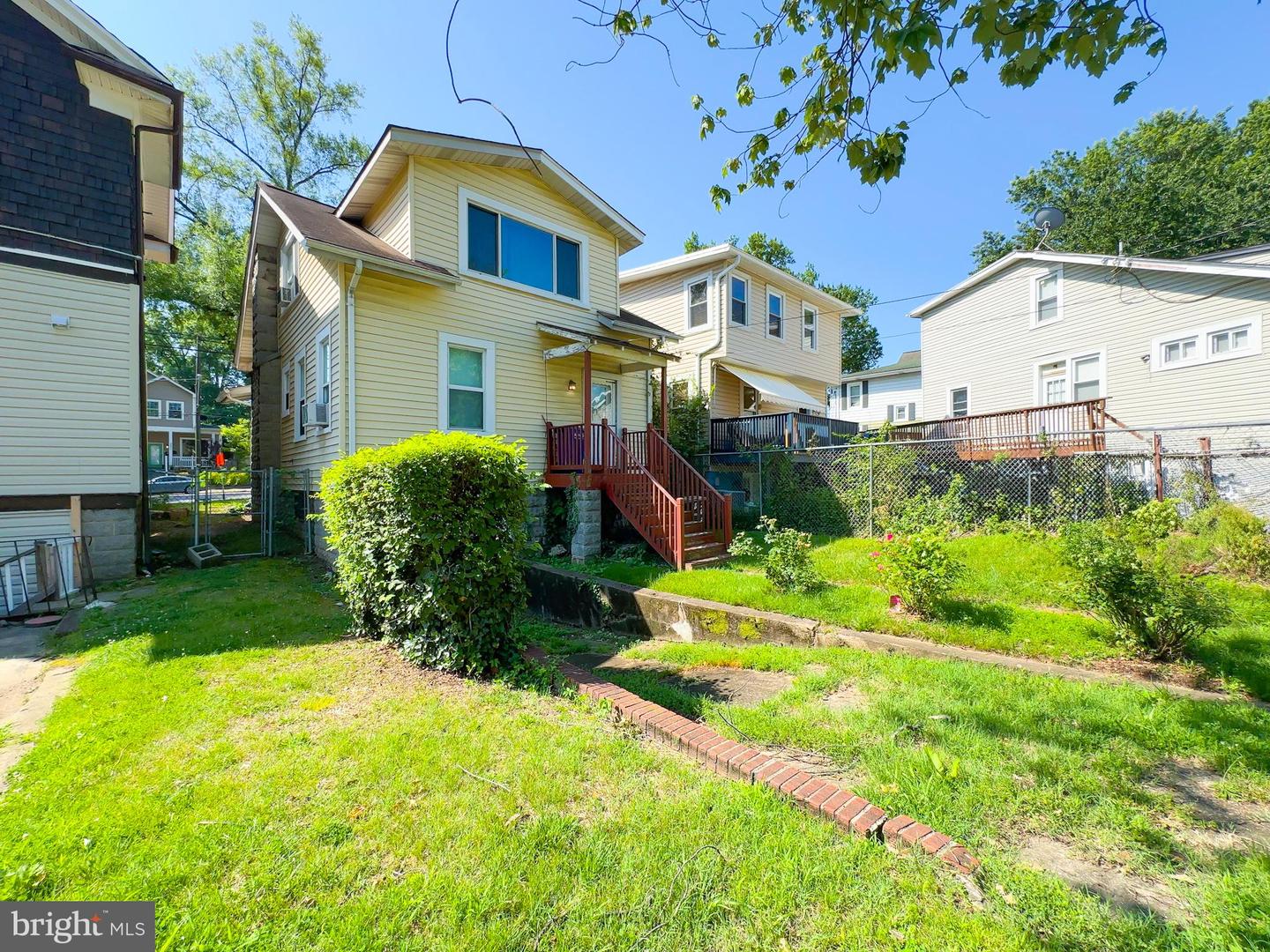 2636 RHODE ISLAND AVE NE, WASHINGTON, District Of Columbia 20018, 3 Bedrooms Bedrooms, ,1 BathroomBathrooms,Residential,For sale,2636 RHODE ISLAND AVE NE,DCDC2206782 MLS # DCDC2206782