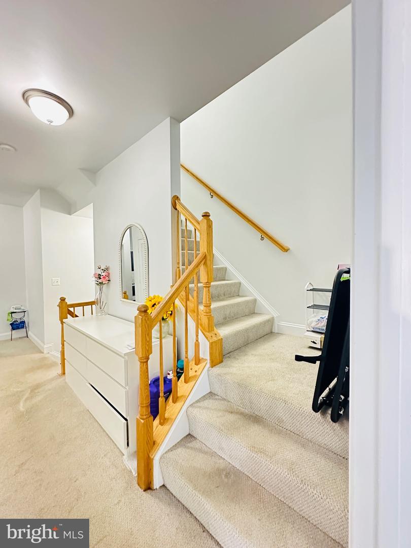 16924 CHIMERA PL, WOODBRIDGE, Virginia 22191, 4 Bedrooms Bedrooms, ,3 BathroomsBathrooms,Residential,For sale,16924 CHIMERA PL,VAPW2097576 MLS # VAPW2097576