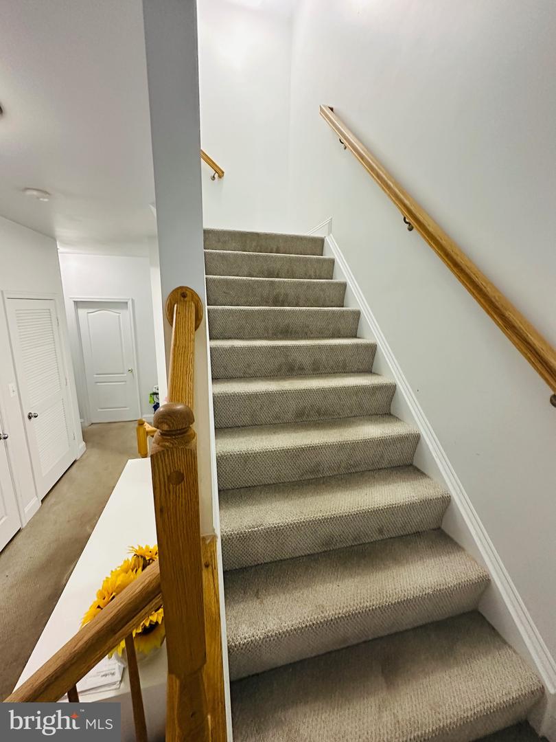 16924 CHIMERA PL, WOODBRIDGE, Virginia 22191, 4 Bedrooms Bedrooms, ,3 BathroomsBathrooms,Residential,For sale,16924 CHIMERA PL,VAPW2097576 MLS # VAPW2097576