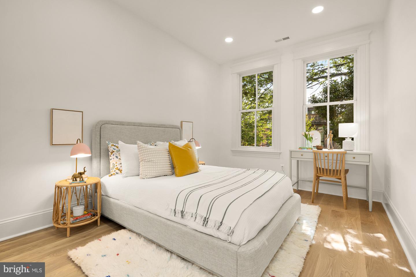 311 5TH ST SE, WASHINGTON, District Of Columbia 20003, 5 Bedrooms Bedrooms, ,3 BathroomsBathrooms,Residential,For sale,311 5TH ST SE,DCDC2206936 MLS # DCDC2206936