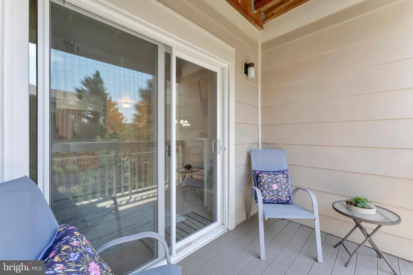 2204 WESTCOURT LN #313, HERNDON, Virginia 20170, 1 Bedroom Bedrooms, ,1 BathroomBathrooms,Residential,For sale,2204 WESTCOURT LN #313,VAFX2249392 MLS # VAFX2249392