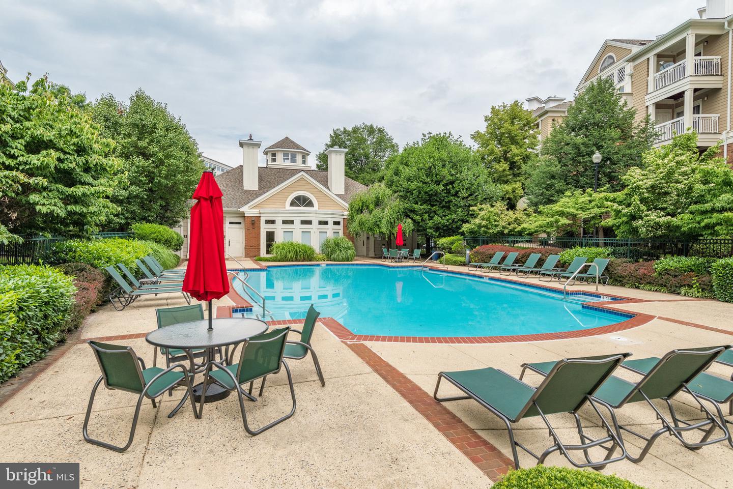 2204 WESTCOURT LN #313, HERNDON, Virginia 20170, 1 Bedroom Bedrooms, ,1 BathroomBathrooms,Residential,For sale,2204 WESTCOURT LN #313,VAFX2249392 MLS # VAFX2249392