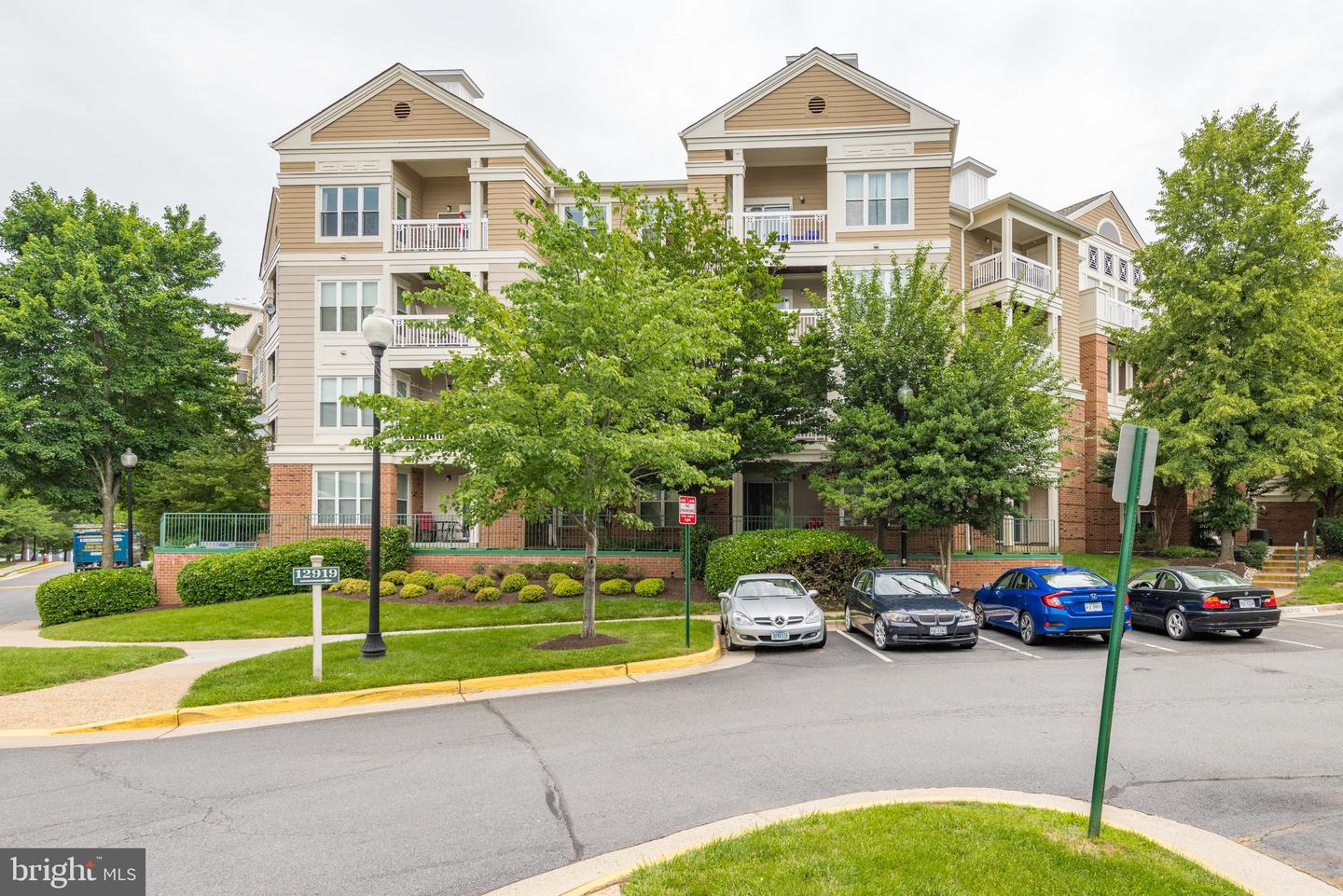 2204 WESTCOURT LN #313, HERNDON, Virginia 20170, 1 Bedroom Bedrooms, ,1 BathroomBathrooms,Residential,For sale,2204 WESTCOURT LN #313,VAFX2249392 MLS # VAFX2249392