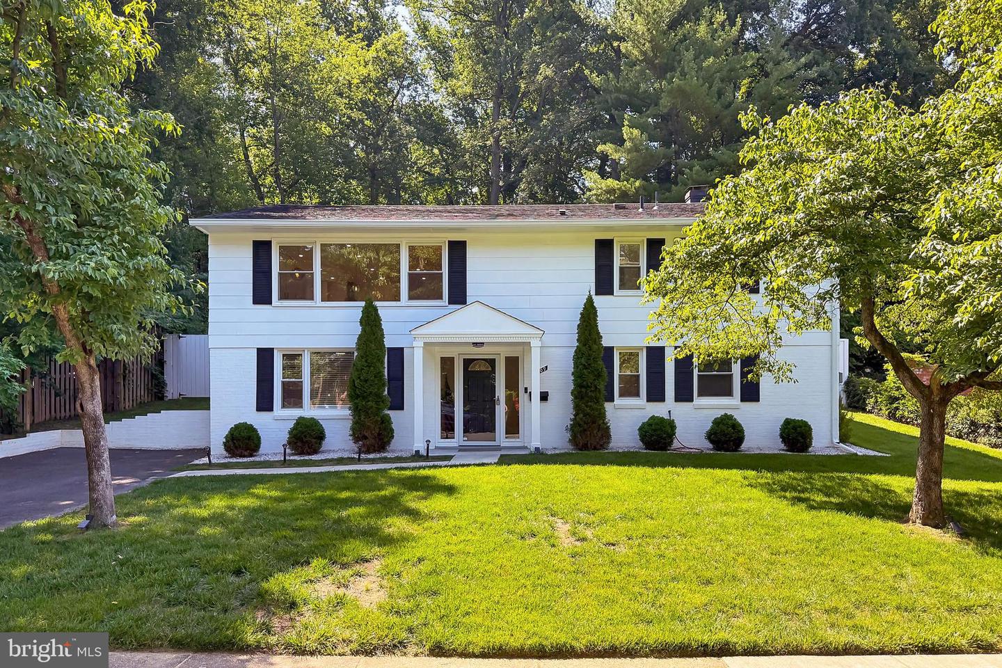 109 PATRICK ST SE, VIENNA, Virginia 22180, 4 Bedrooms Bedrooms, ,3 BathroomsBathrooms,Residential,For sale,109 PATRICK ST SE,VAFX2250042 MLS # VAFX2250042