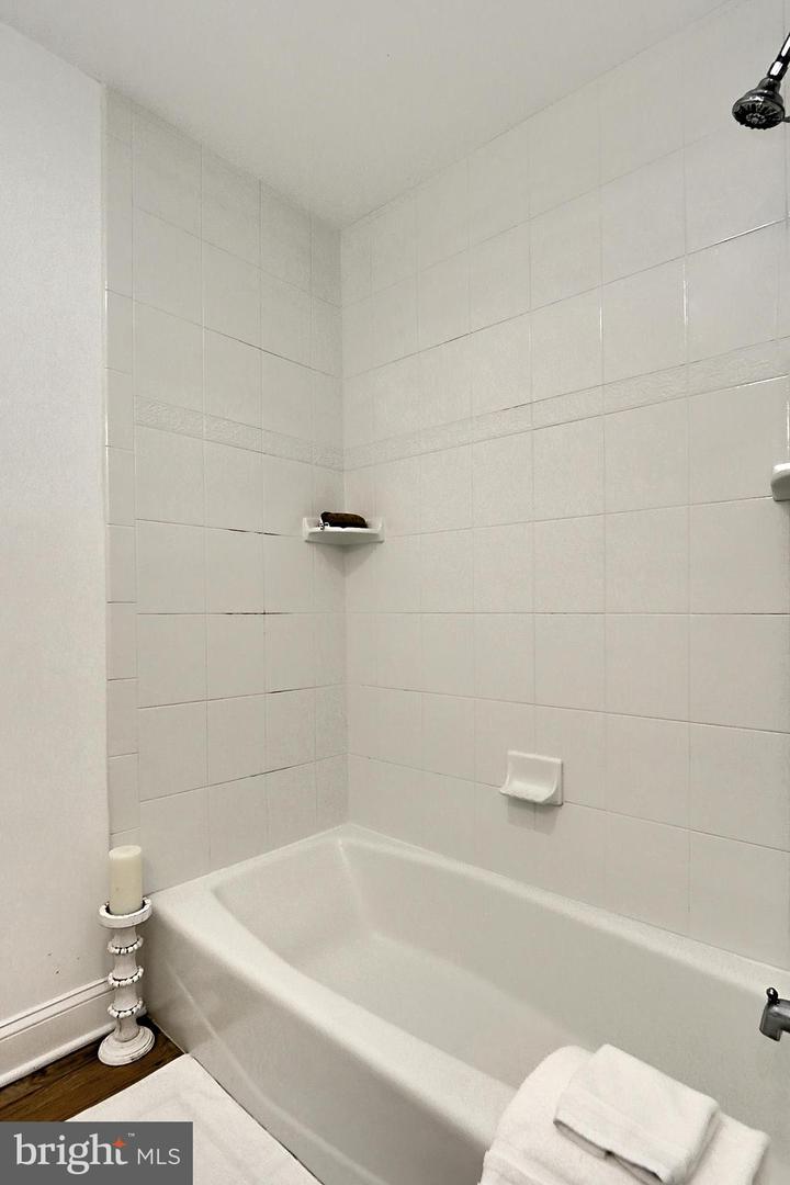 109 PATRICK ST SE, VIENNA, Virginia 22180, 4 Bedrooms Bedrooms, ,3 BathroomsBathrooms,Residential,For sale,109 PATRICK ST SE,VAFX2250042 MLS # VAFX2250042