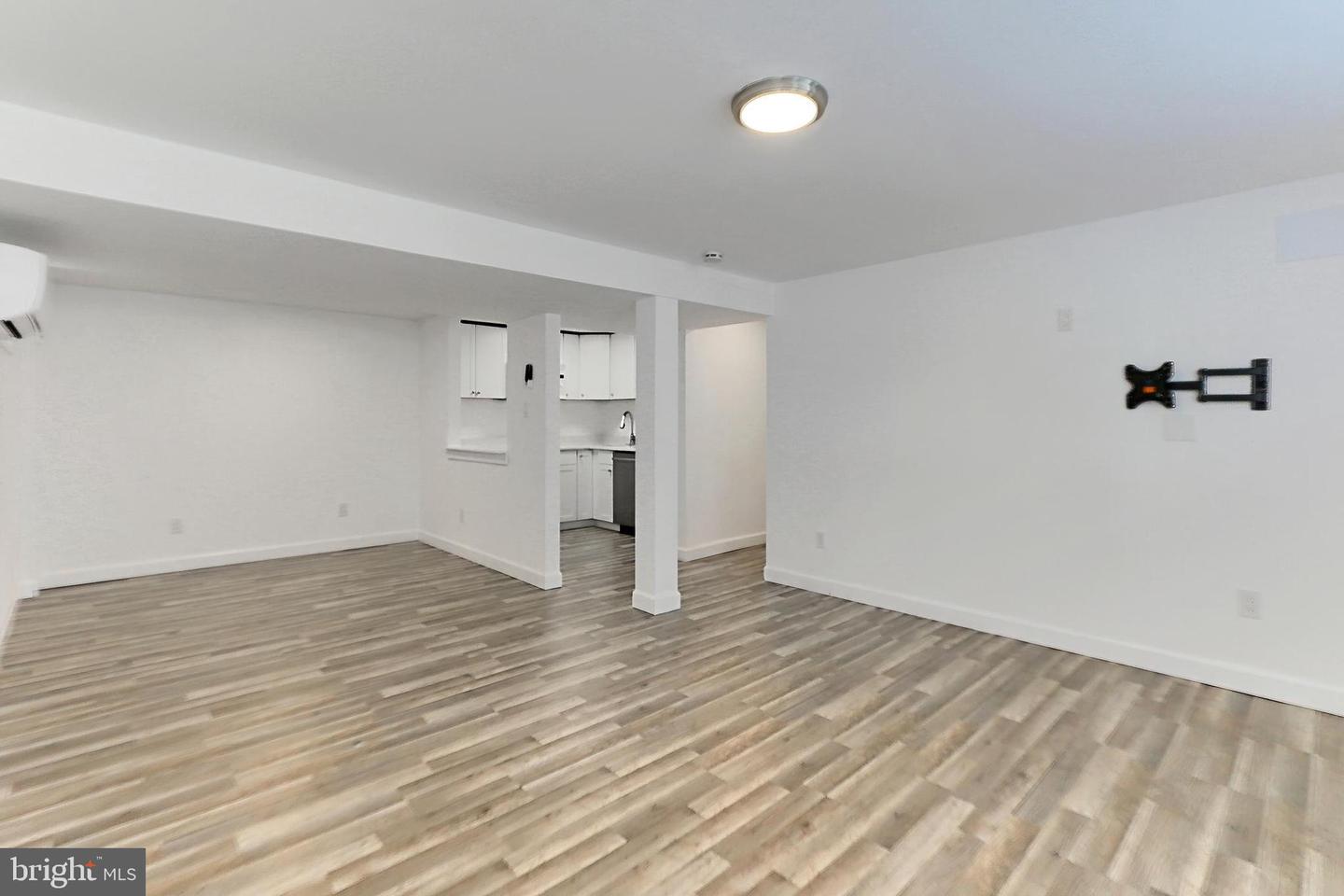 109 PATRICK ST SE, VIENNA, Virginia 22180, 4 Bedrooms Bedrooms, ,3 BathroomsBathrooms,Residential,For sale,109 PATRICK ST SE,VAFX2250042 MLS # VAFX2250042