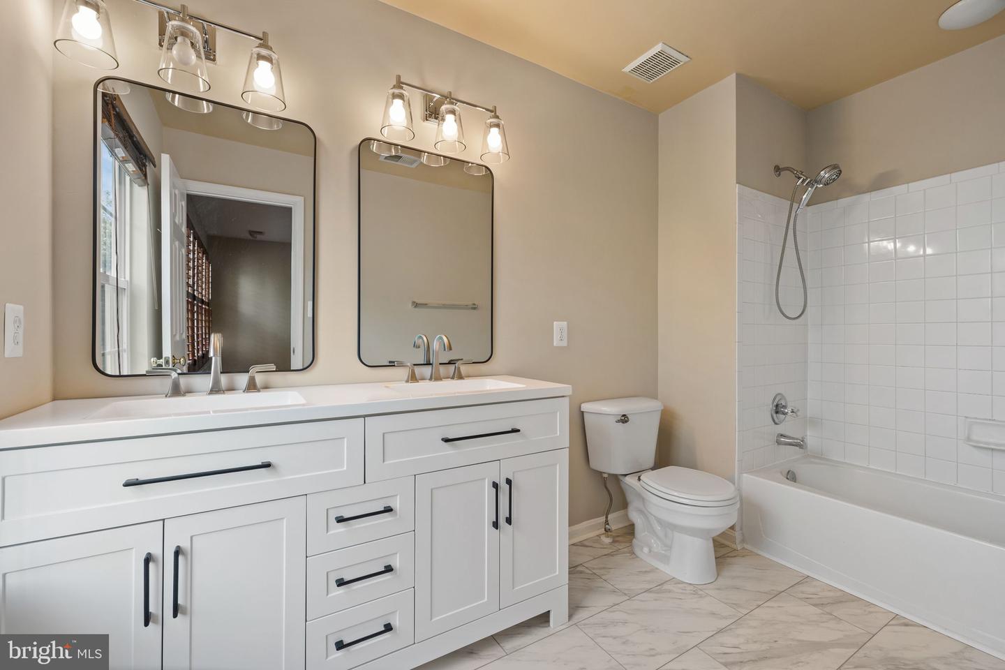10024 DARNAWAY CT, BRISTOW, Virginia 20136, 3 Bedrooms Bedrooms, ,3 BathroomsBathrooms,Residential,For sale,10024 DARNAWAY CT,VAPW2097854 MLS # VAPW2097854