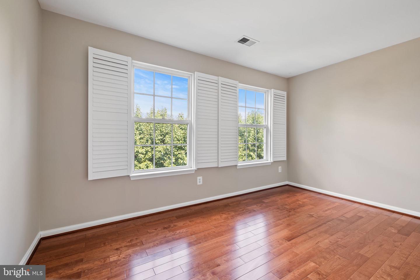 10024 DARNAWAY CT, BRISTOW, Virginia 20136, 3 Bedrooms Bedrooms, ,3 BathroomsBathrooms,Residential,For sale,10024 DARNAWAY CT,VAPW2097854 MLS # VAPW2097854