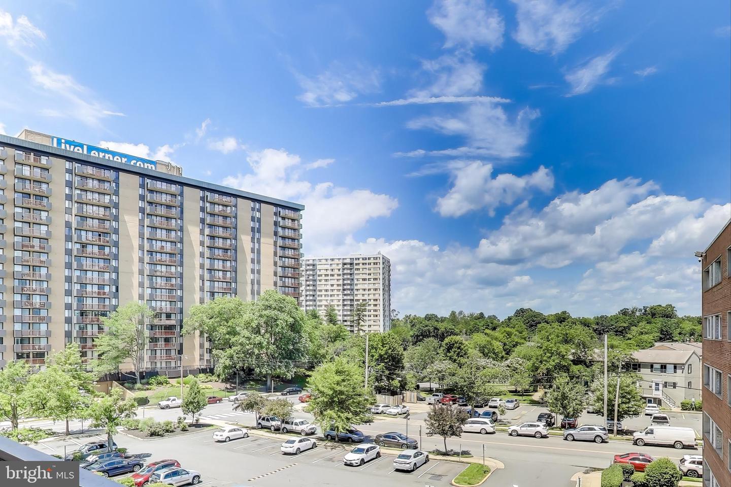5851 QUANTRELL AVE #407, ALEXANDRIA, Virginia 22312, 1 Bedroom Bedrooms, ,1 BathroomBathrooms,Residential,For sale,5851 QUANTRELL AVE #407,VAAX2046806 MLS # VAAX2046806