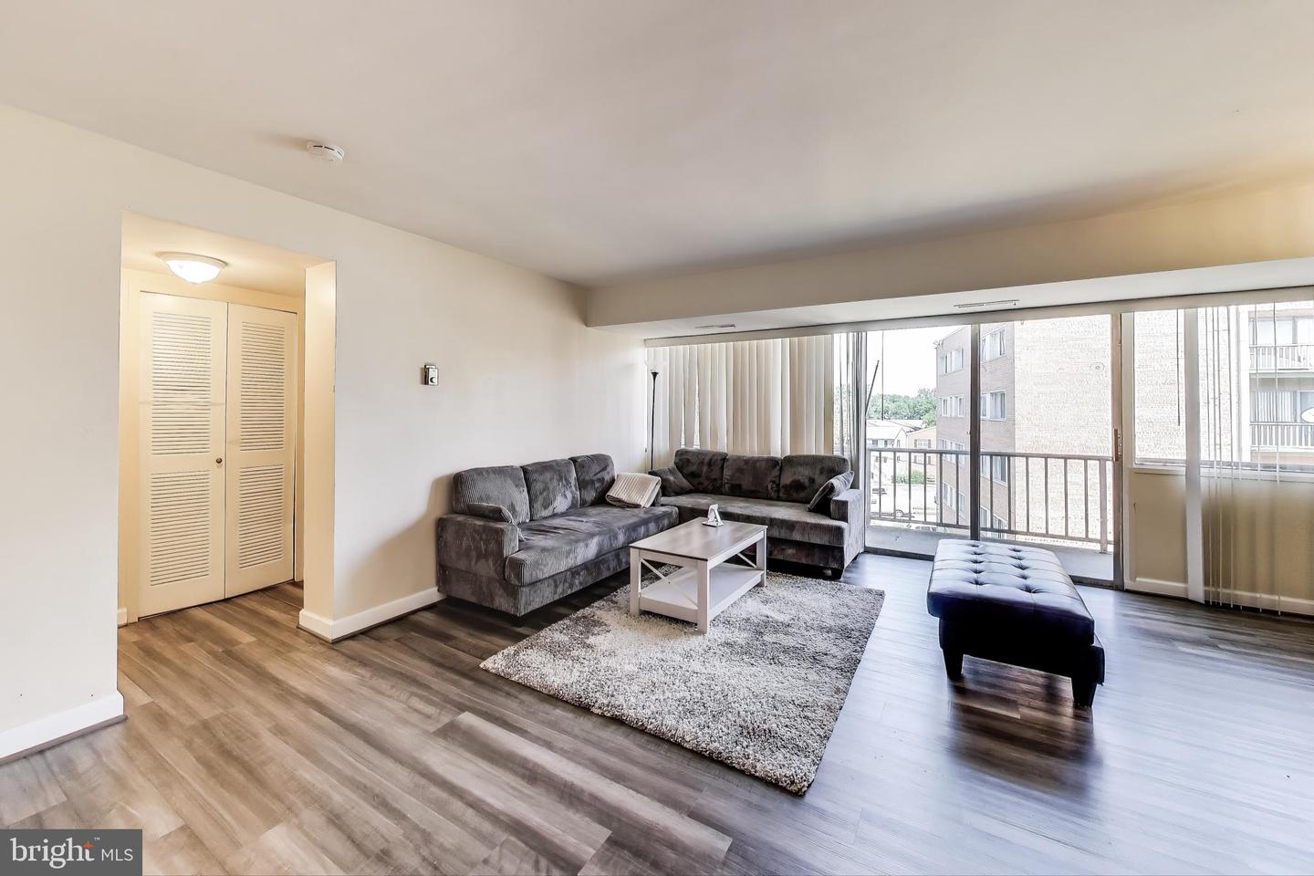 5851 QUANTRELL AVE #407, ALEXANDRIA, Virginia 22312, 1 Bedroom Bedrooms, ,1 BathroomBathrooms,Residential,For sale,5851 QUANTRELL AVE #407,VAAX2046806 MLS # VAAX2046806