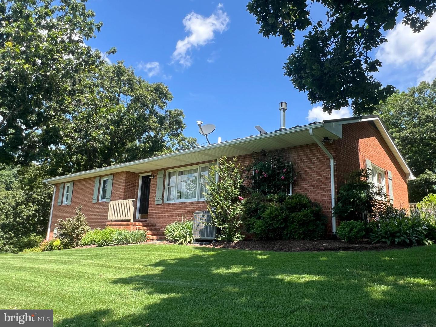 1483 TEA BERRY RD, TOMS BROOK, Virginia 22660, 3 Bedrooms Bedrooms, ,2 BathroomsBathrooms,Residential,For sale,1483 TEA BERRY RD,VASH2011778 MLS # VASH2011778