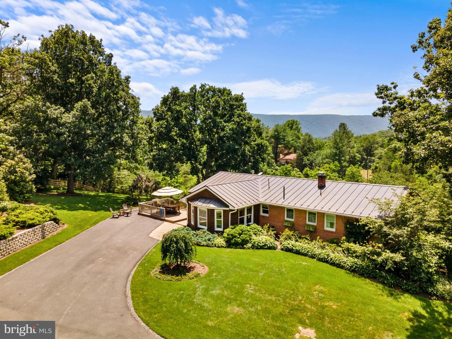 1483 TEA BERRY RD, TOMS BROOK, Virginia 22660, 3 Bedrooms Bedrooms, ,2 BathroomsBathrooms,Residential,For sale,1483 TEA BERRY RD,VASH2011778 MLS # VASH2011778