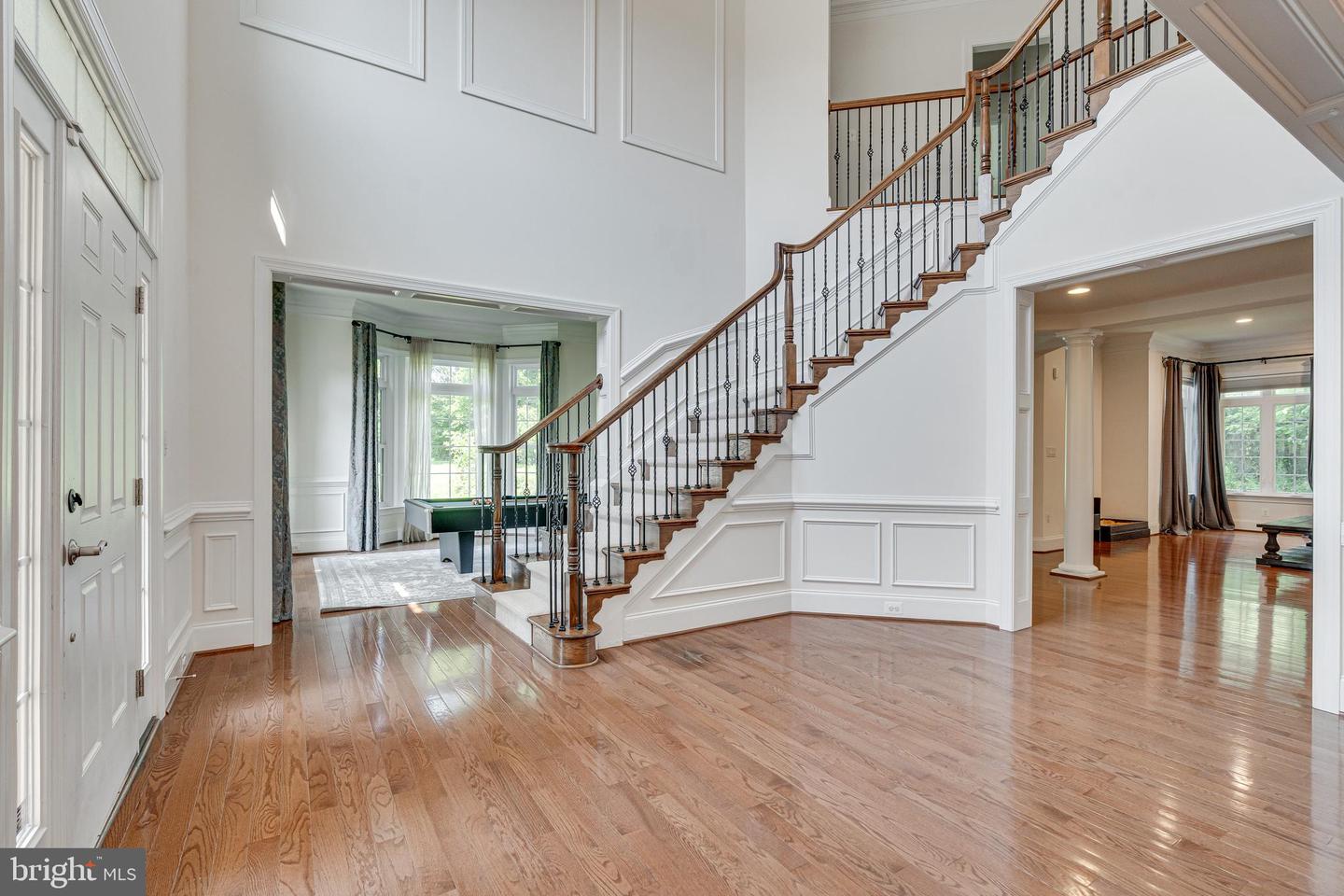 10002 COURTHOUSE RD, VIENNA, Virginia 22181, 6 Bedrooms Bedrooms, ,5 BathroomsBathrooms,Residential,For sale,10002 COURTHOUSE RD,VAFX2250034 MLS # VAFX2250034