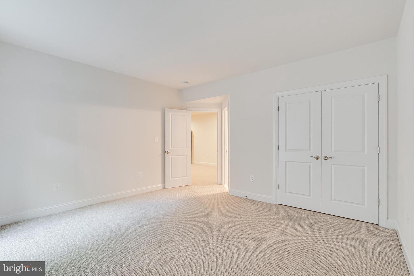 10002 COURTHOUSE RD, VIENNA, Virginia 22181, 6 Bedrooms Bedrooms, ,5 BathroomsBathrooms,Residential,For sale,10002 COURTHOUSE RD,VAFX2250034 MLS # VAFX2250034